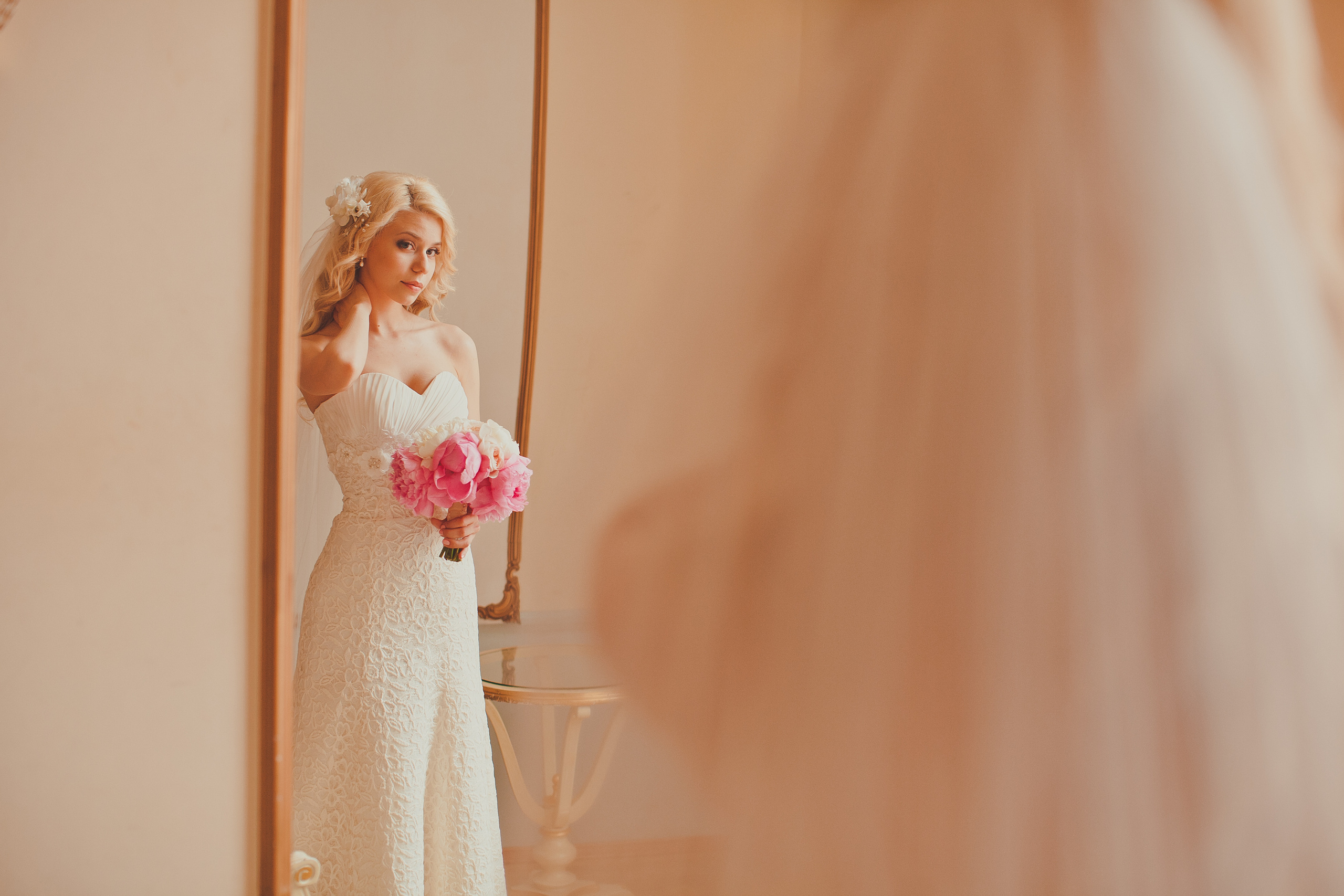 Wedding day in Smolensk. Destination photographer in Cairo Egypt Anastasia Ilina