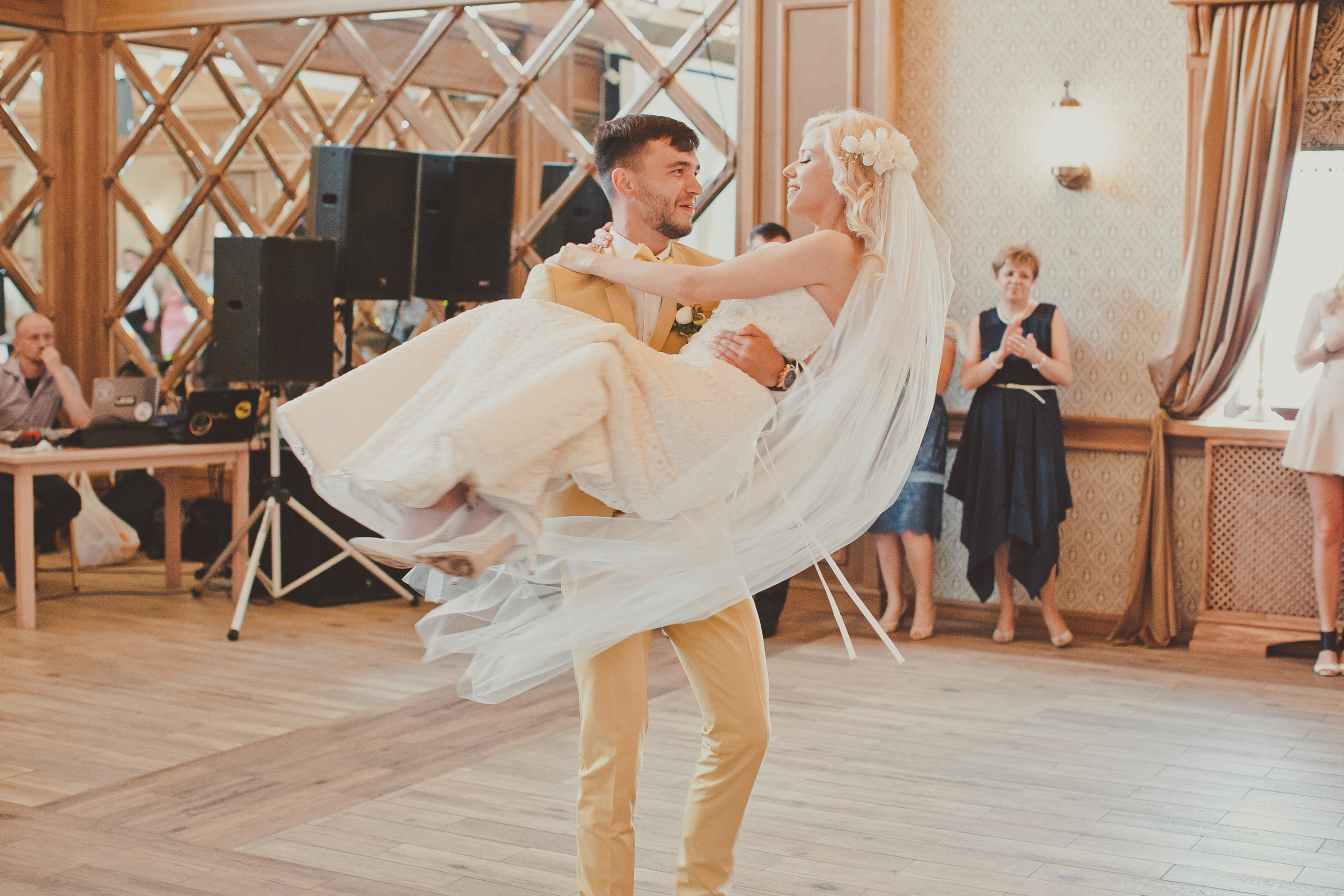 Wedding day in Smolensk. Destination photographer in Cairo Egypt Anastasia Ilina