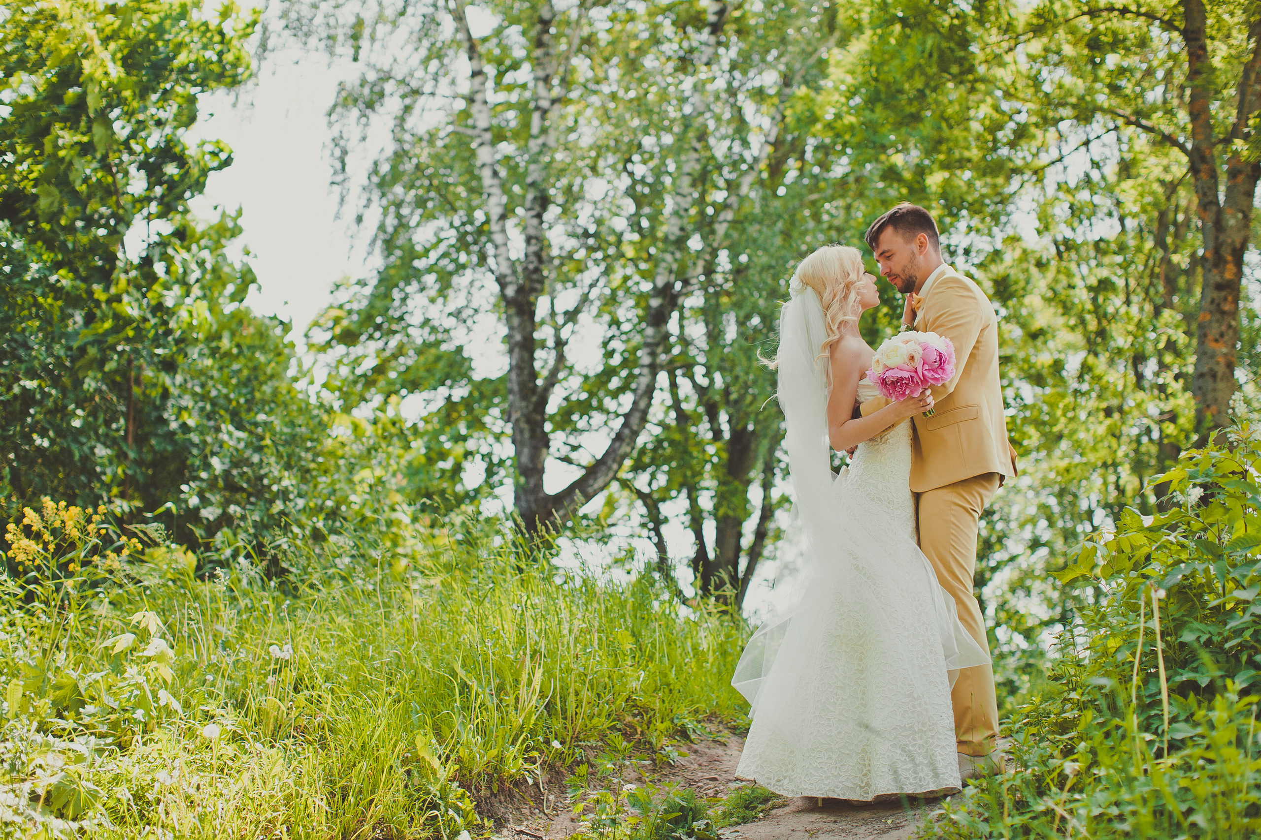 Wedding day in Smolensk. Destination photographer in Cairo Egypt Anastasia Ilina