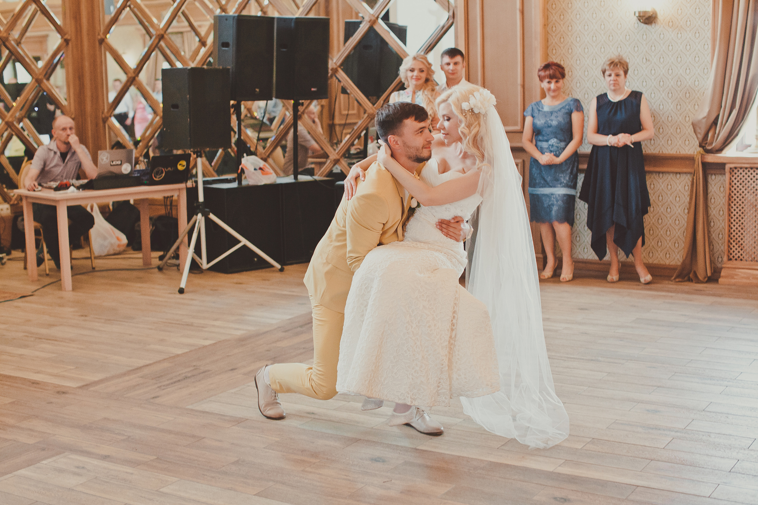 Wedding day in Smolensk. Destination photographer in Cairo Egypt Anastasia Ilina