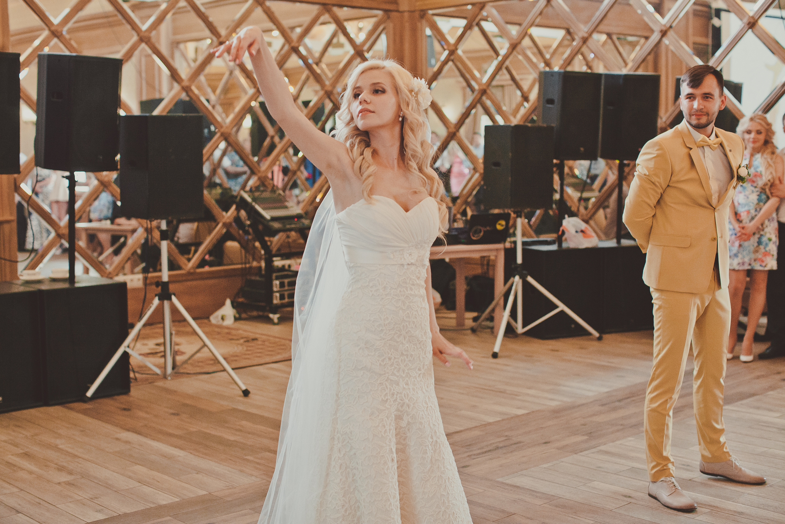 Wedding day in Smolensk. Destination photographer in Cairo Egypt Anastasia Ilina