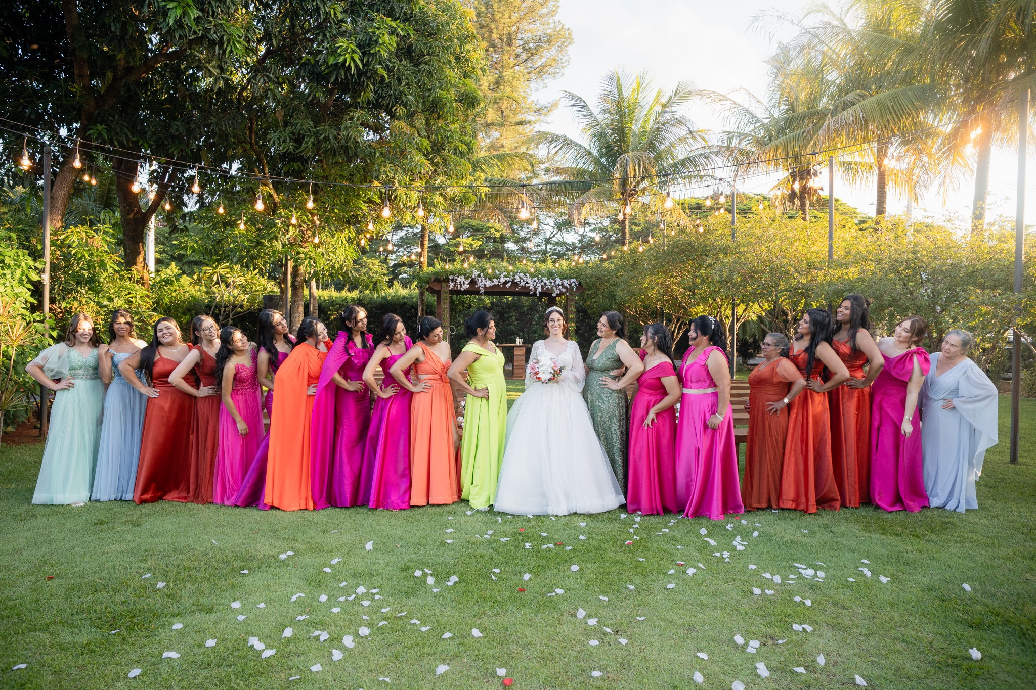 Larissa & Vinicius — Espaço Faveral / Aararaquara. Robson Colaço