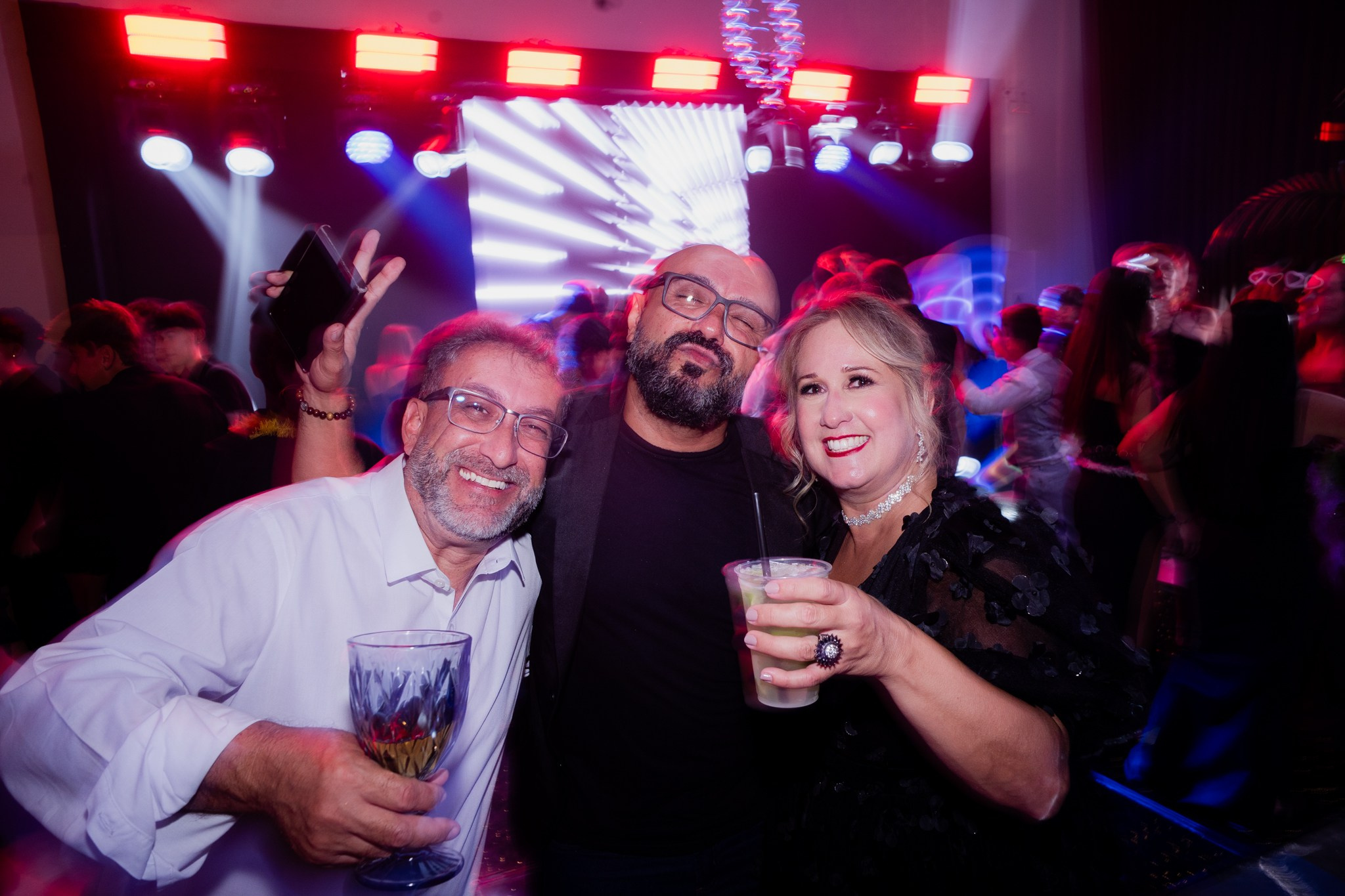 Lara — Hall Palace / Bauru SP. Robson Colaço
