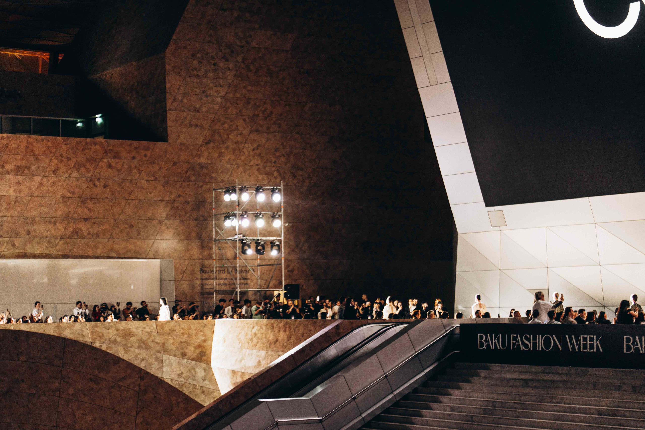 BAKU FASHION WEEK DAY. Wedding&Event photographer Ismail Rzayev in Baku