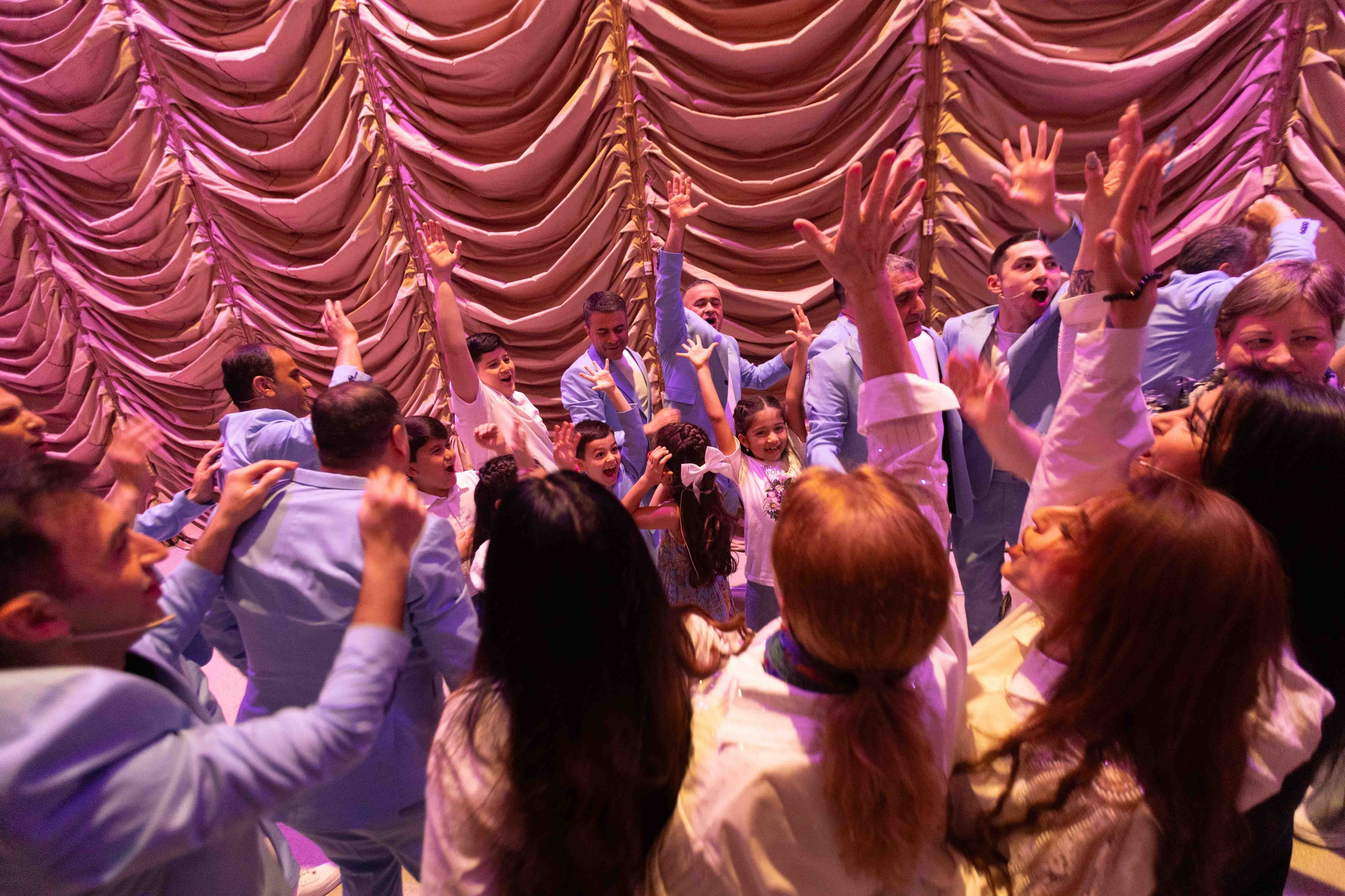 PLANET PARNI IZ BAKU. Wedding&Event photographer Ismail Rzayev in Baku