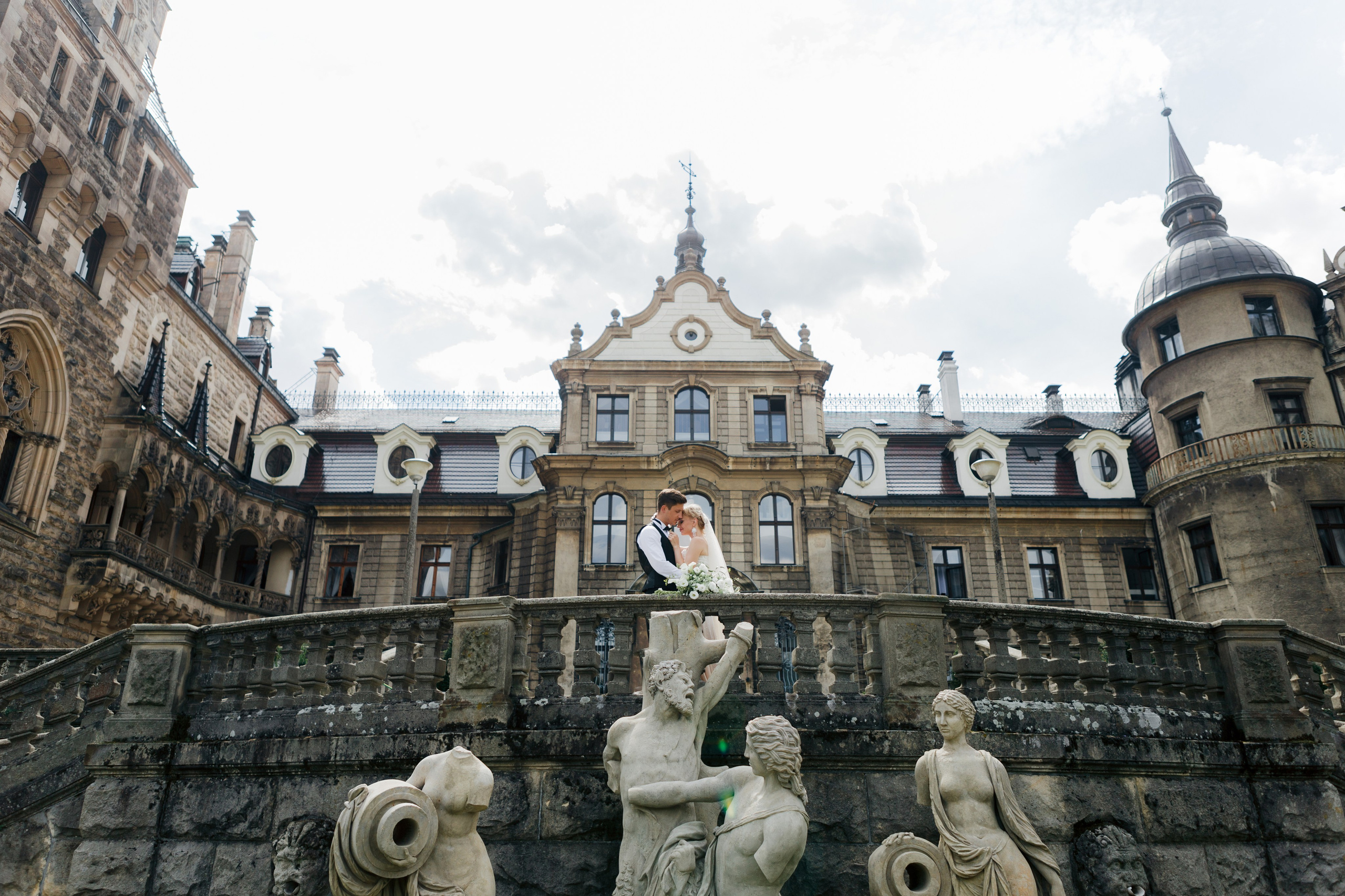 Kasia&Mateusz, Można Zamek. Photograph Katarina
