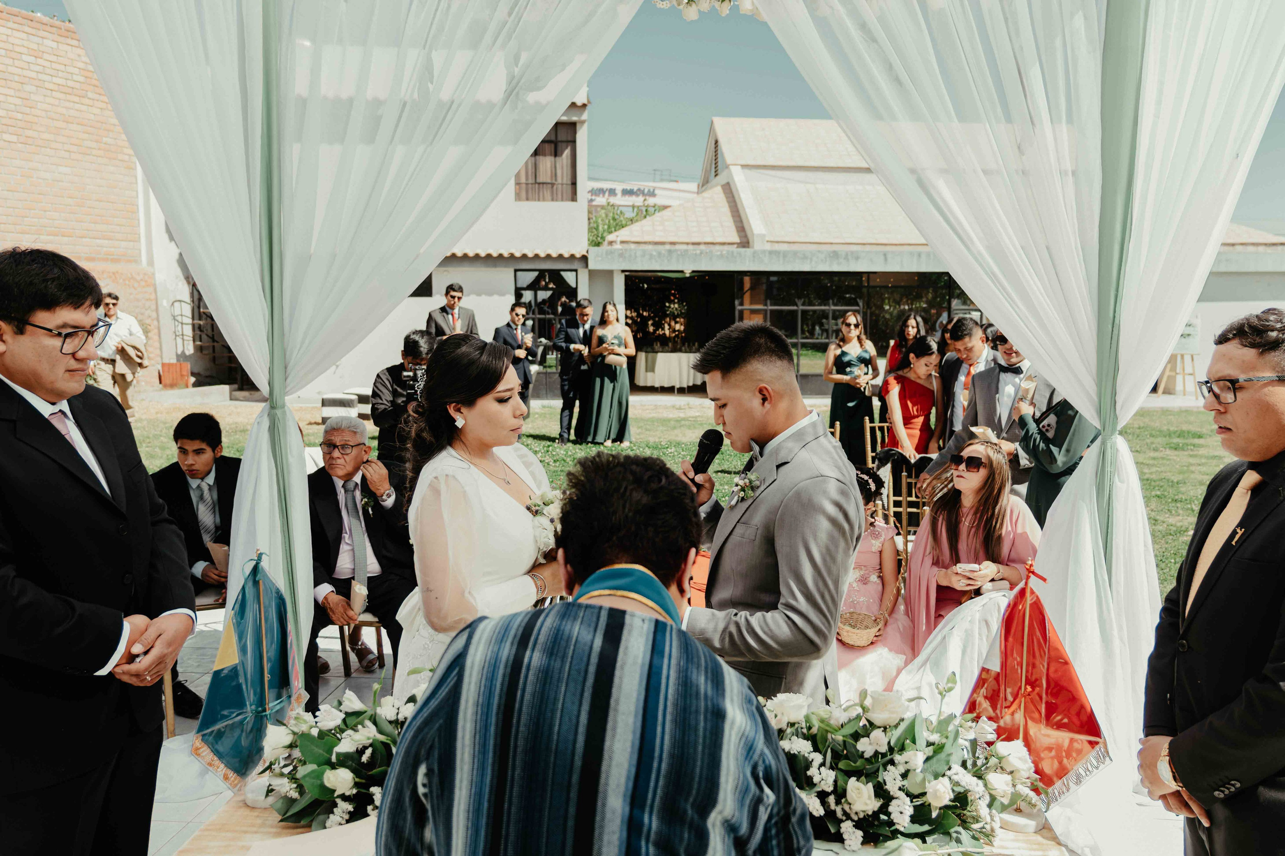 VICTOR Y MELANY BODA CIVIL. Studio KVTA | Fotografía y Video de Bodas en Arequipa
