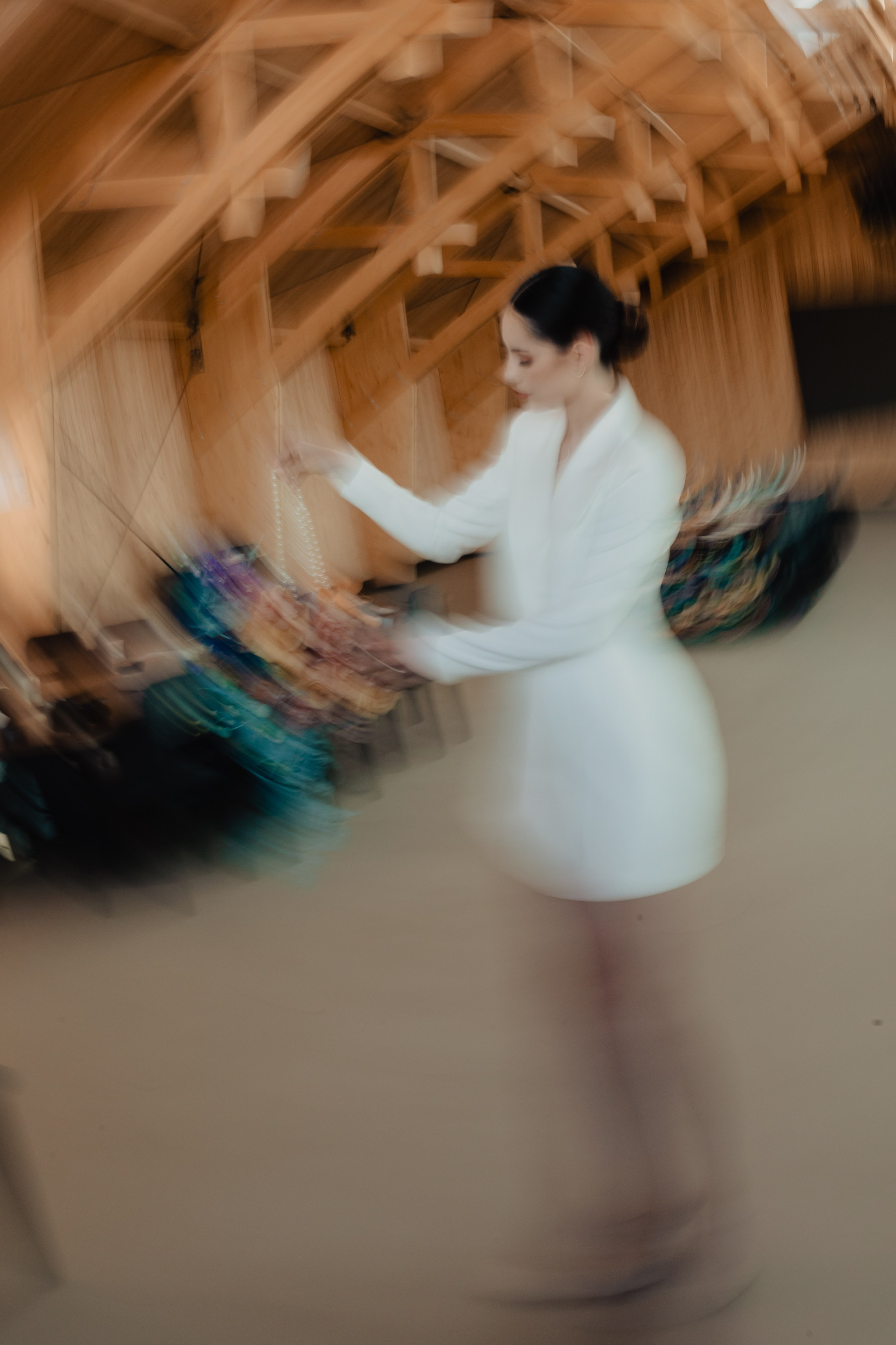 Styled shot at The Barn, Cluj. Fotograf de nunta — documenting your love story with a touch of editorial — wedding photographer