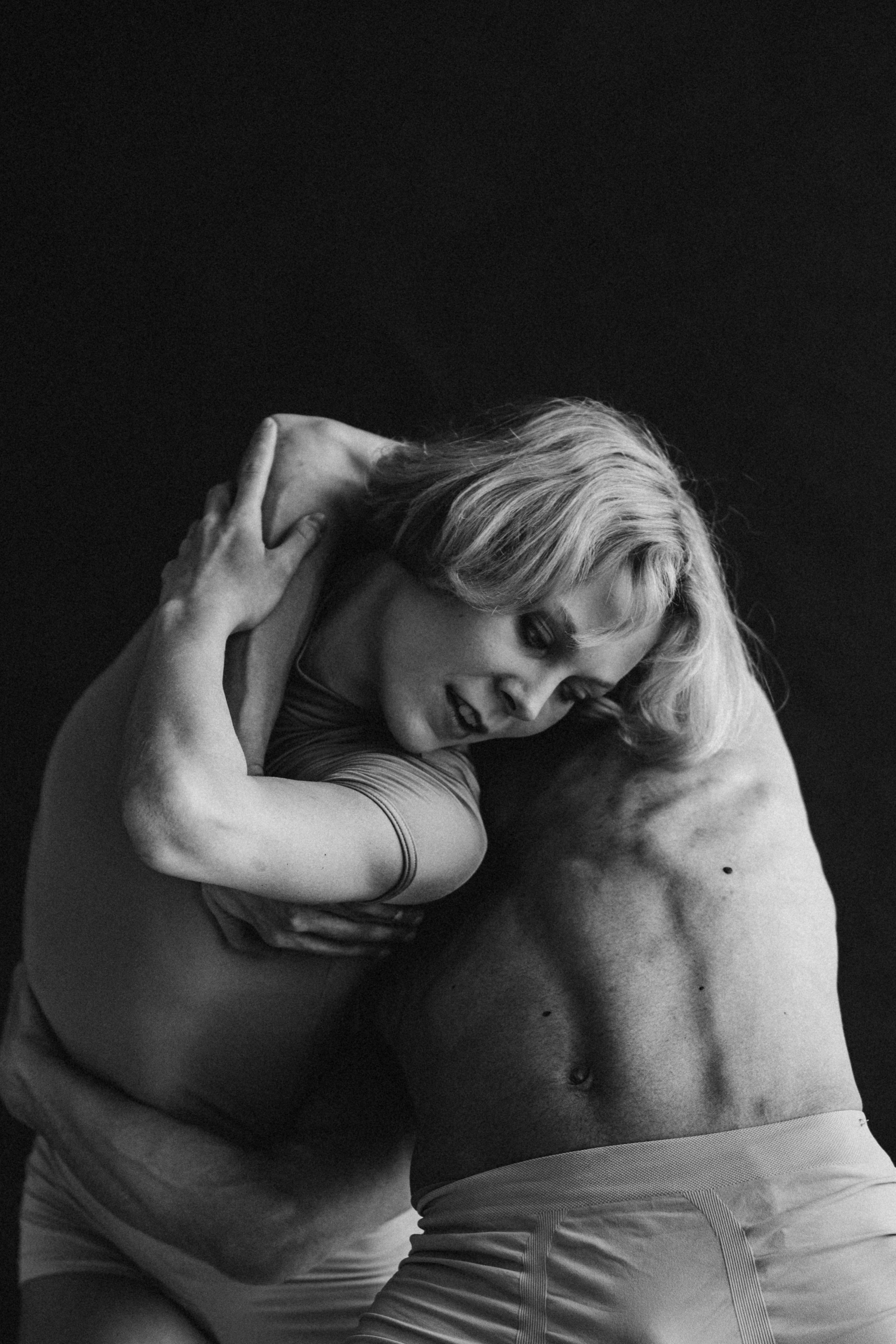 DANCERS. Victoria Olonen – Cinematic Portrait Artist | Helsinki & Europe