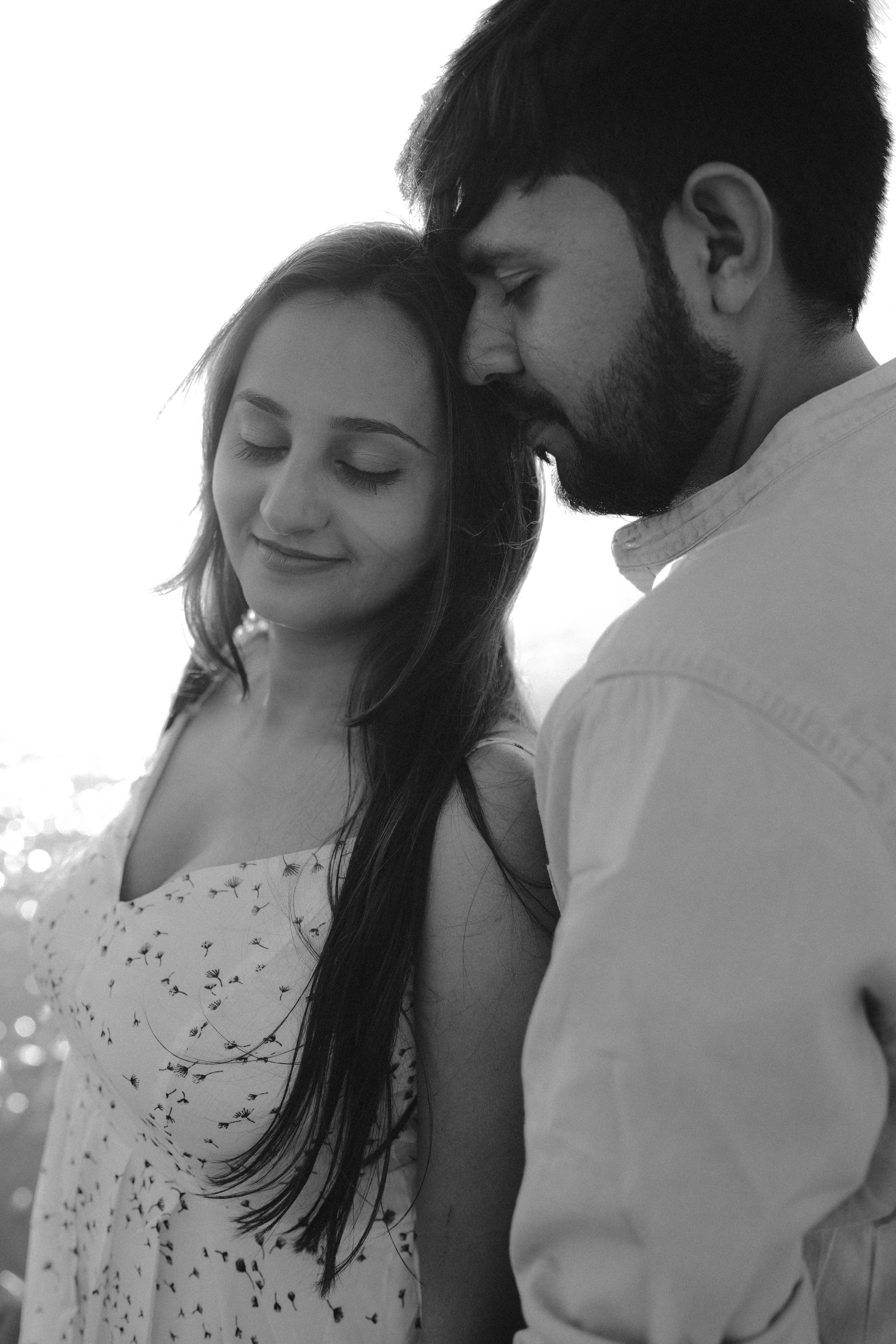 COUPLE SESSIONS. Love Emotions Weddings