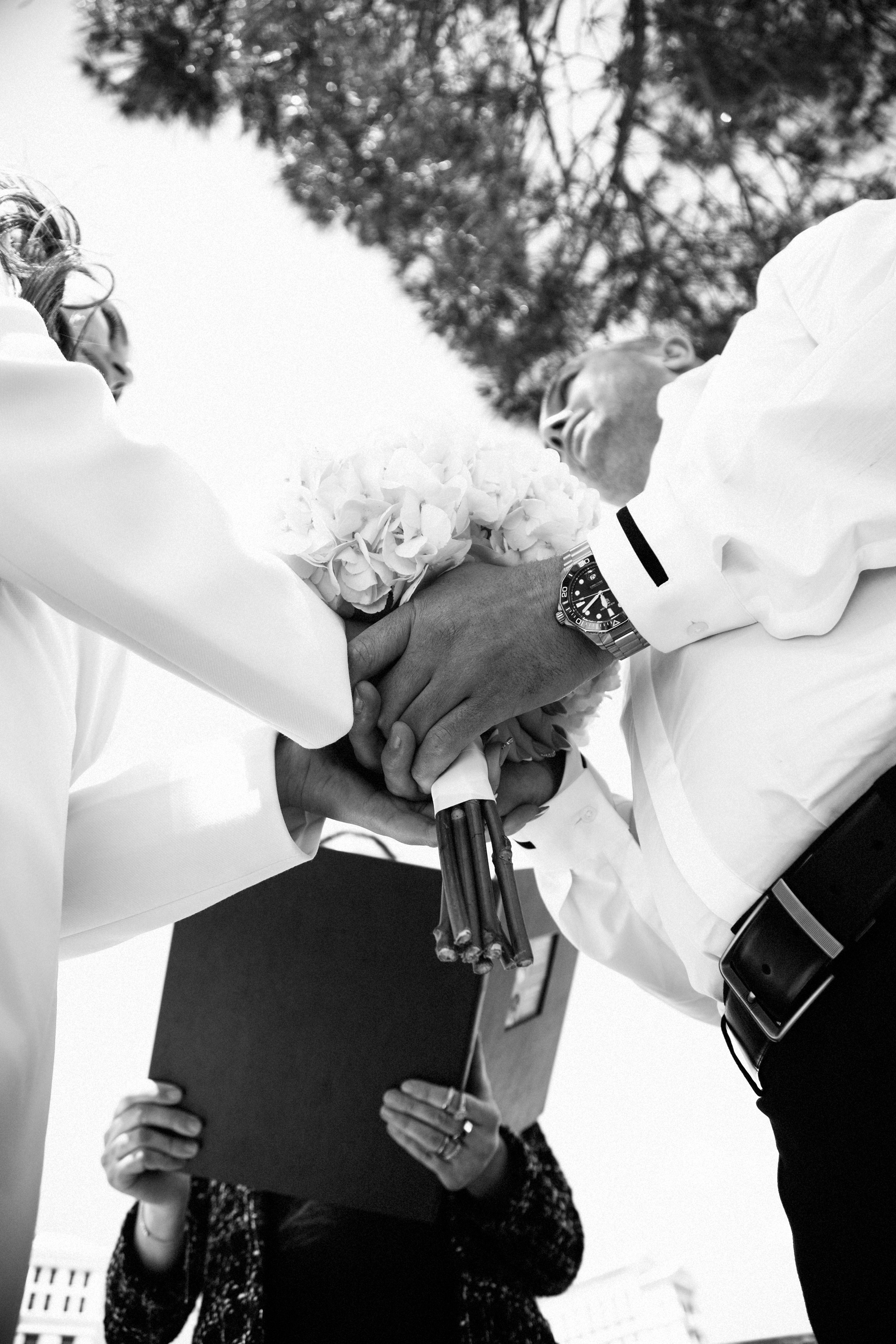 D&R. Wedding & elopement photographer Viktoriya Kravtsov. Las Vegas