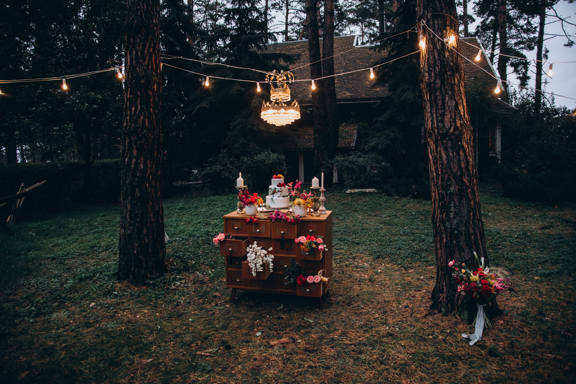 Forest Wedding for Two. Family Lifestyle Photography