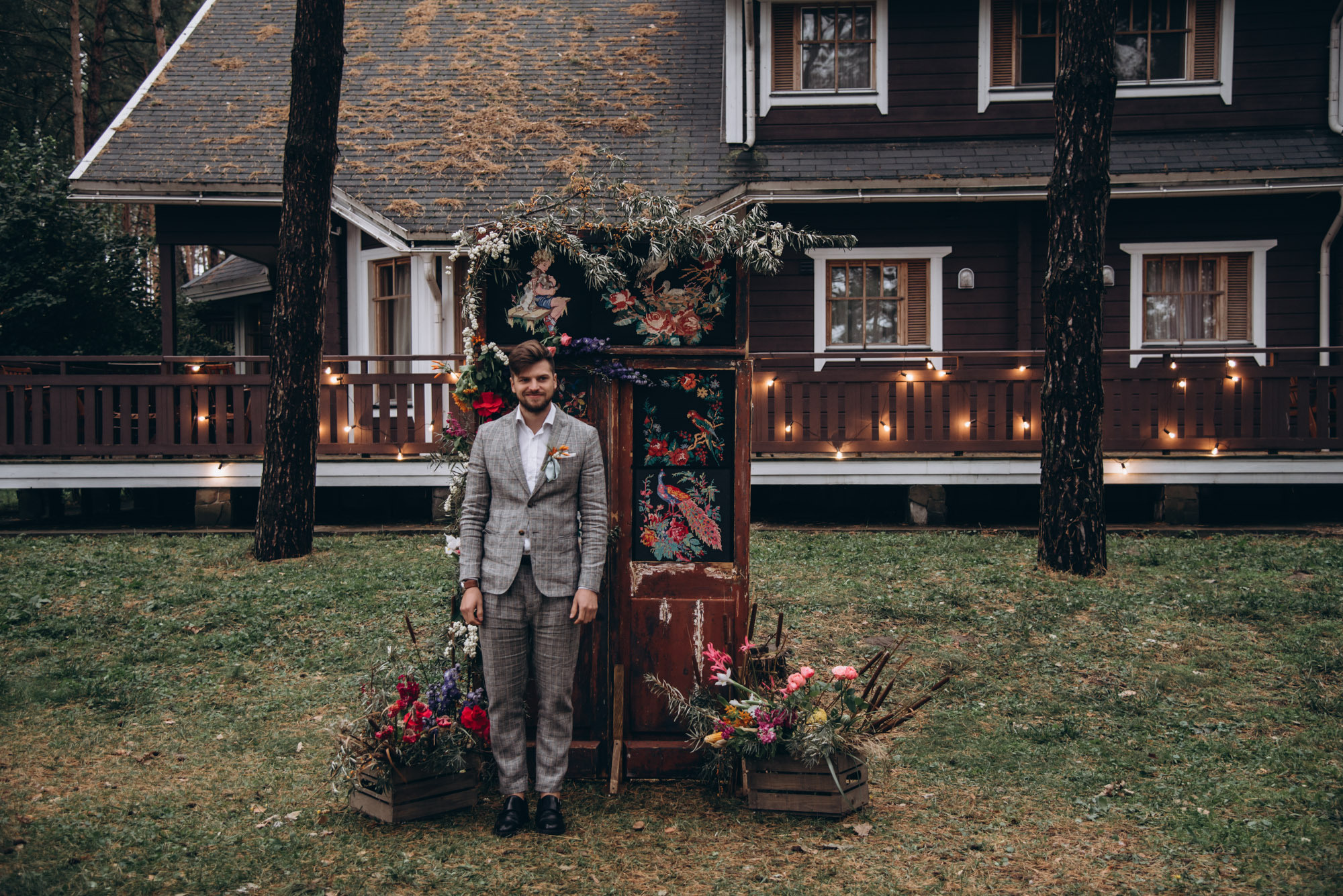 Forest Wedding for Two. Family Lifestyle Photography