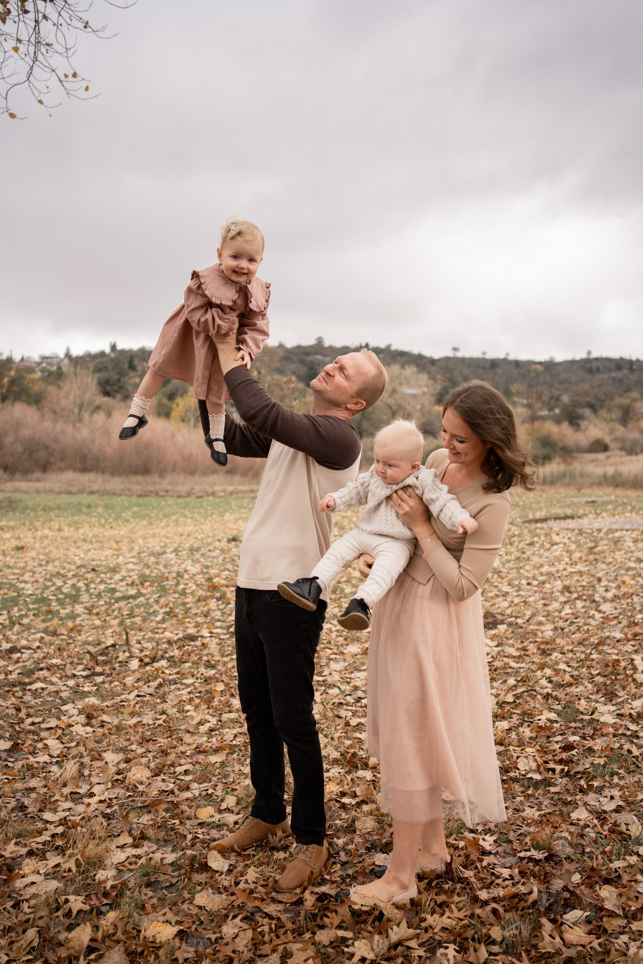 Holiday. Sacramento Photographer — Olga Maltseva based in California