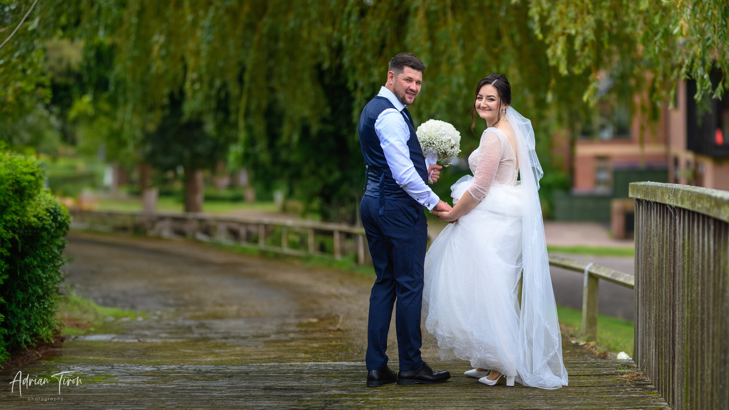 Tatiana & Vlad’s Wedding on the Grand Union Canal, Milton Keynes | Adrian Tiron Photography