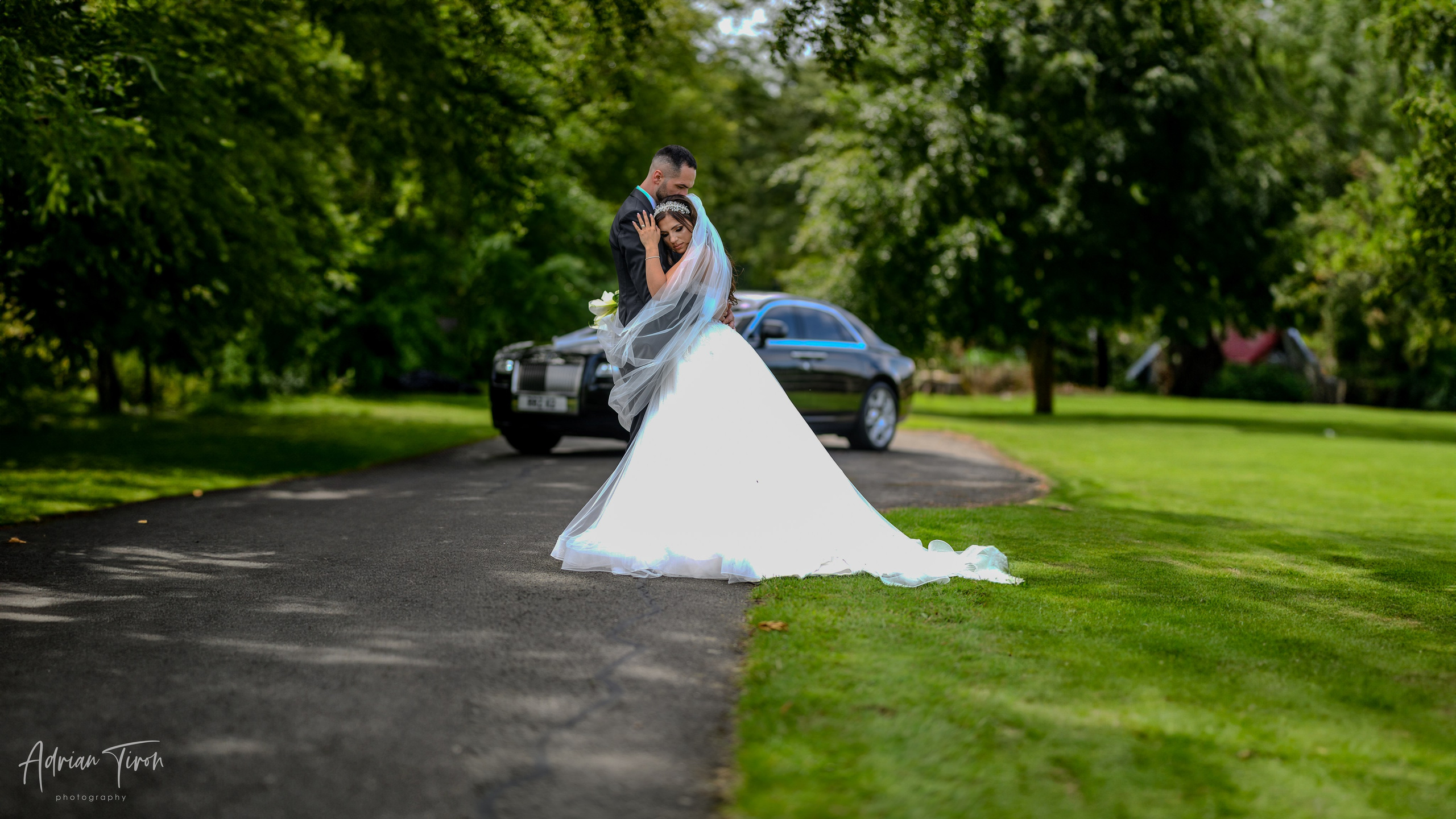 Monica & Florin’s Wedding Photography at Kings Oak Hotel, Epping Forest | Adrian Tiron Photography