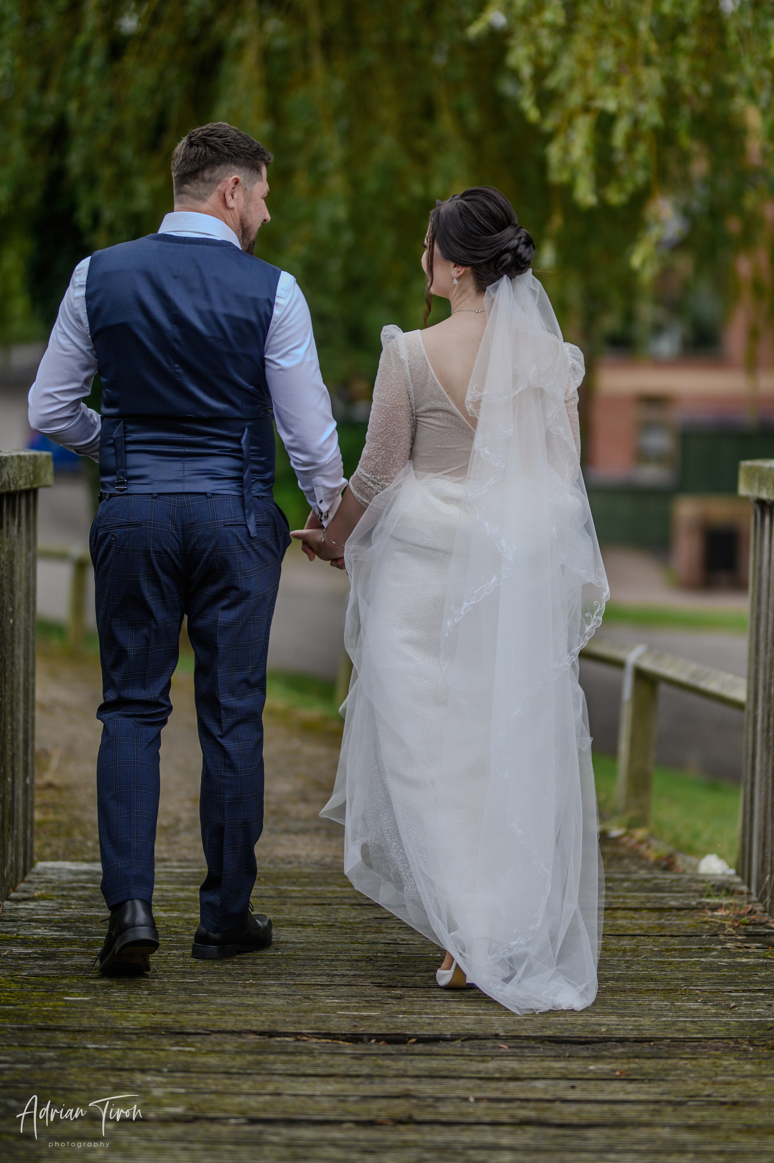 Tatiana & Vlad’s Wedding on the Grand Union Canal, Milton Keynes | Adrian Tiron Photography