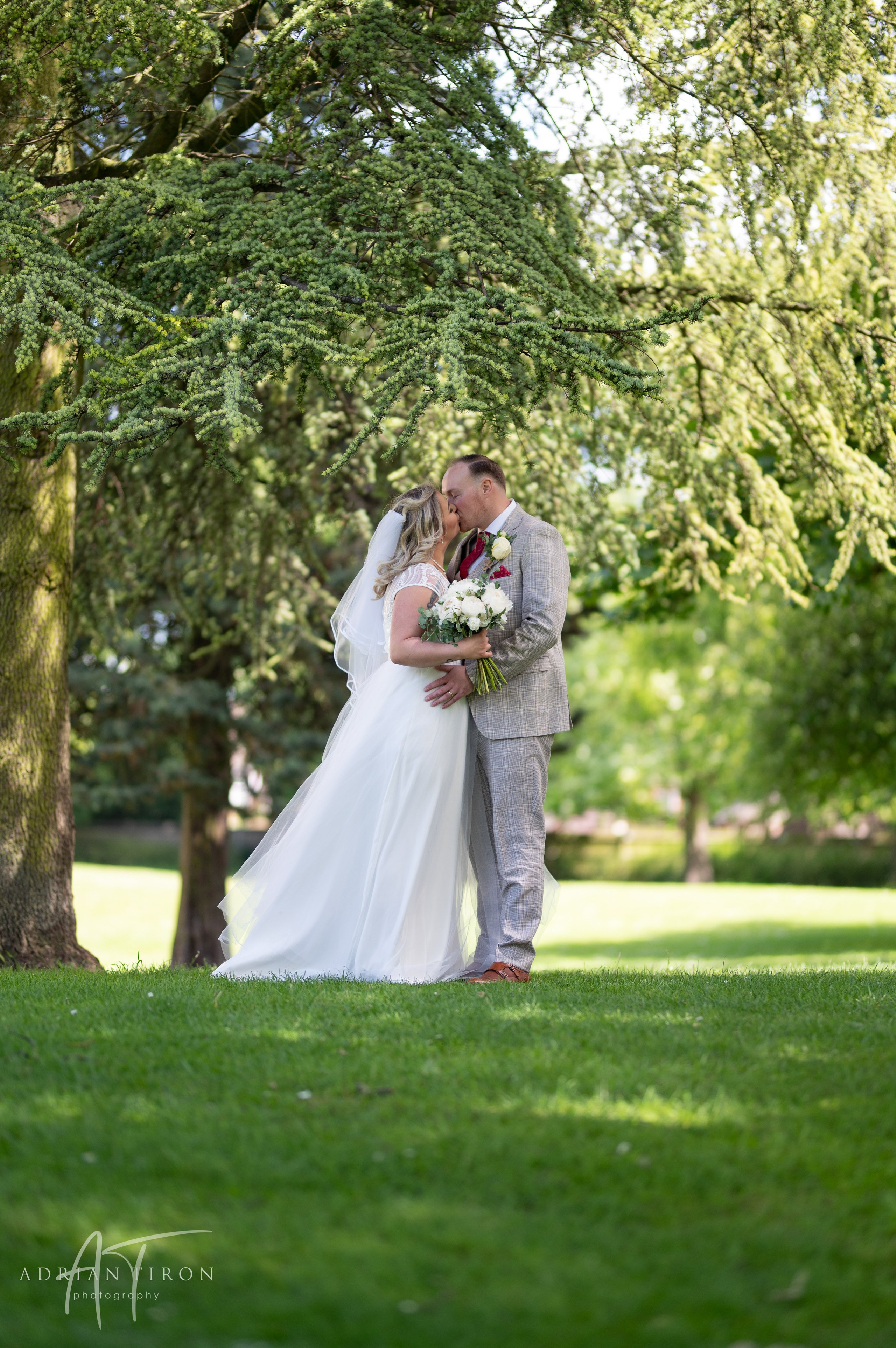 Ecaterina & Jamie’s Wedding at Priory House, Dunstable | Adrian Tiron Photography