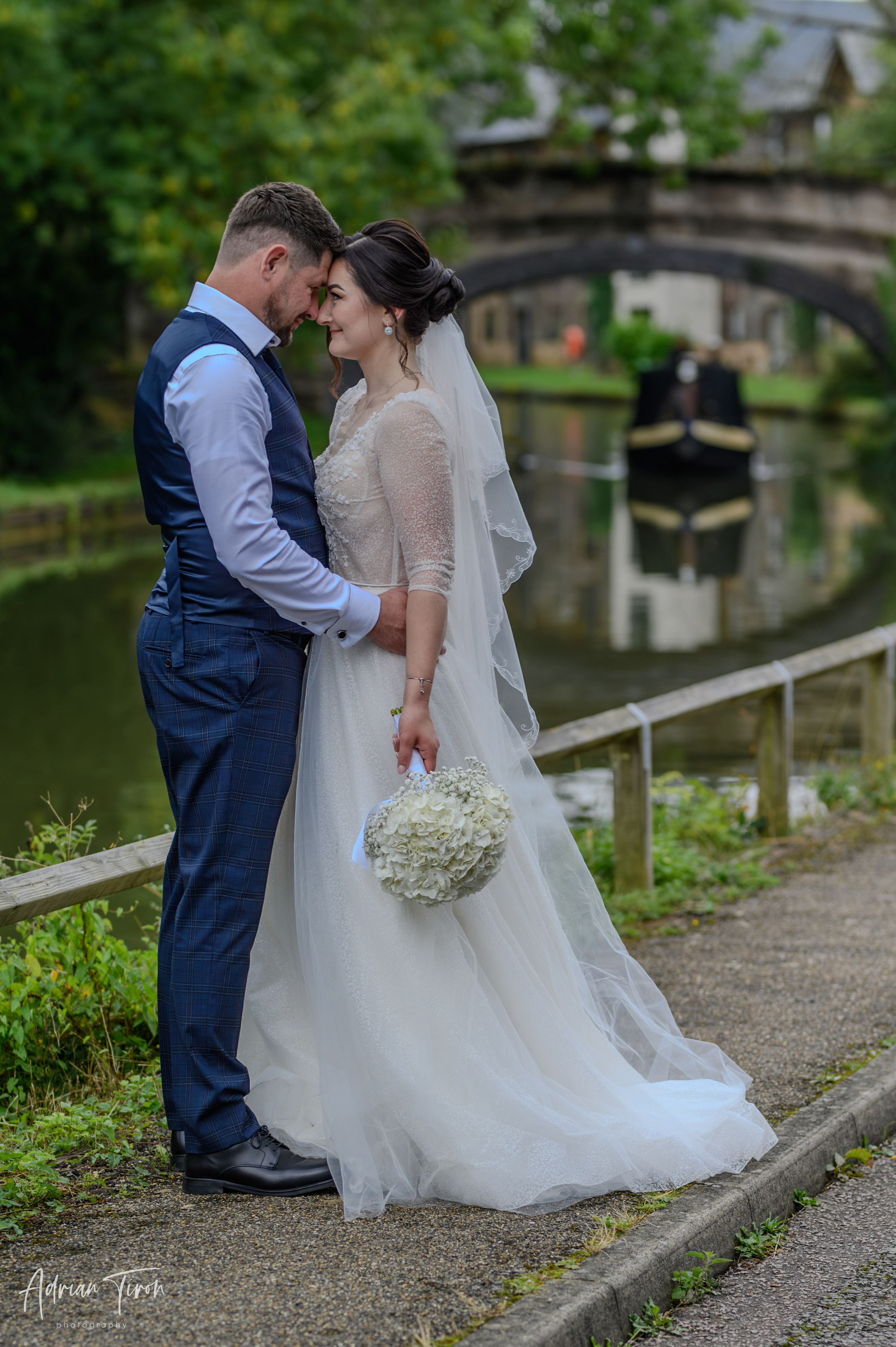 Tatiana & Vlad’s Wedding on the Grand Union Canal, Milton Keynes | Adrian Tiron Photography