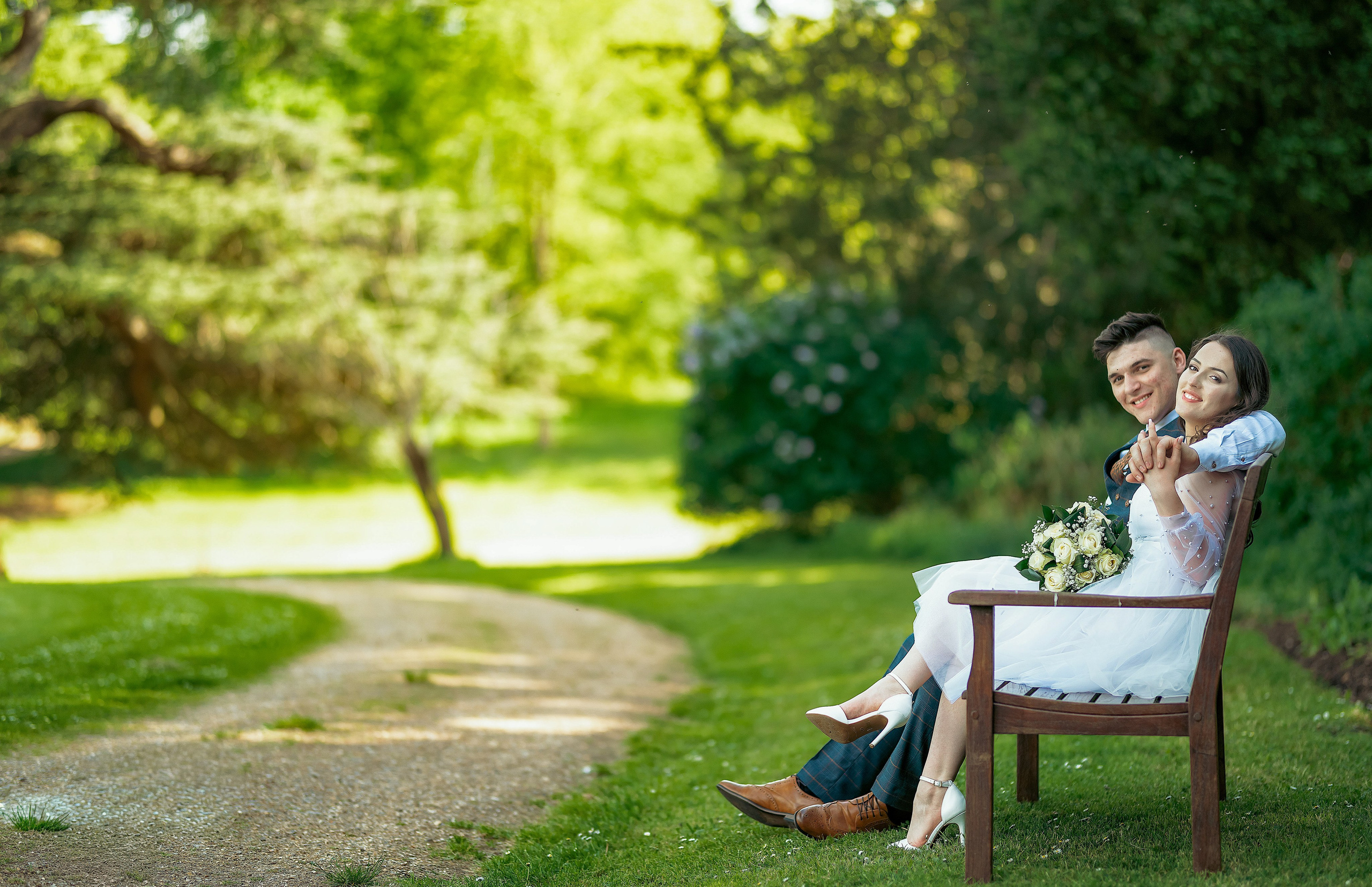 Bride portrait on the grand staircase at Luton Hoo