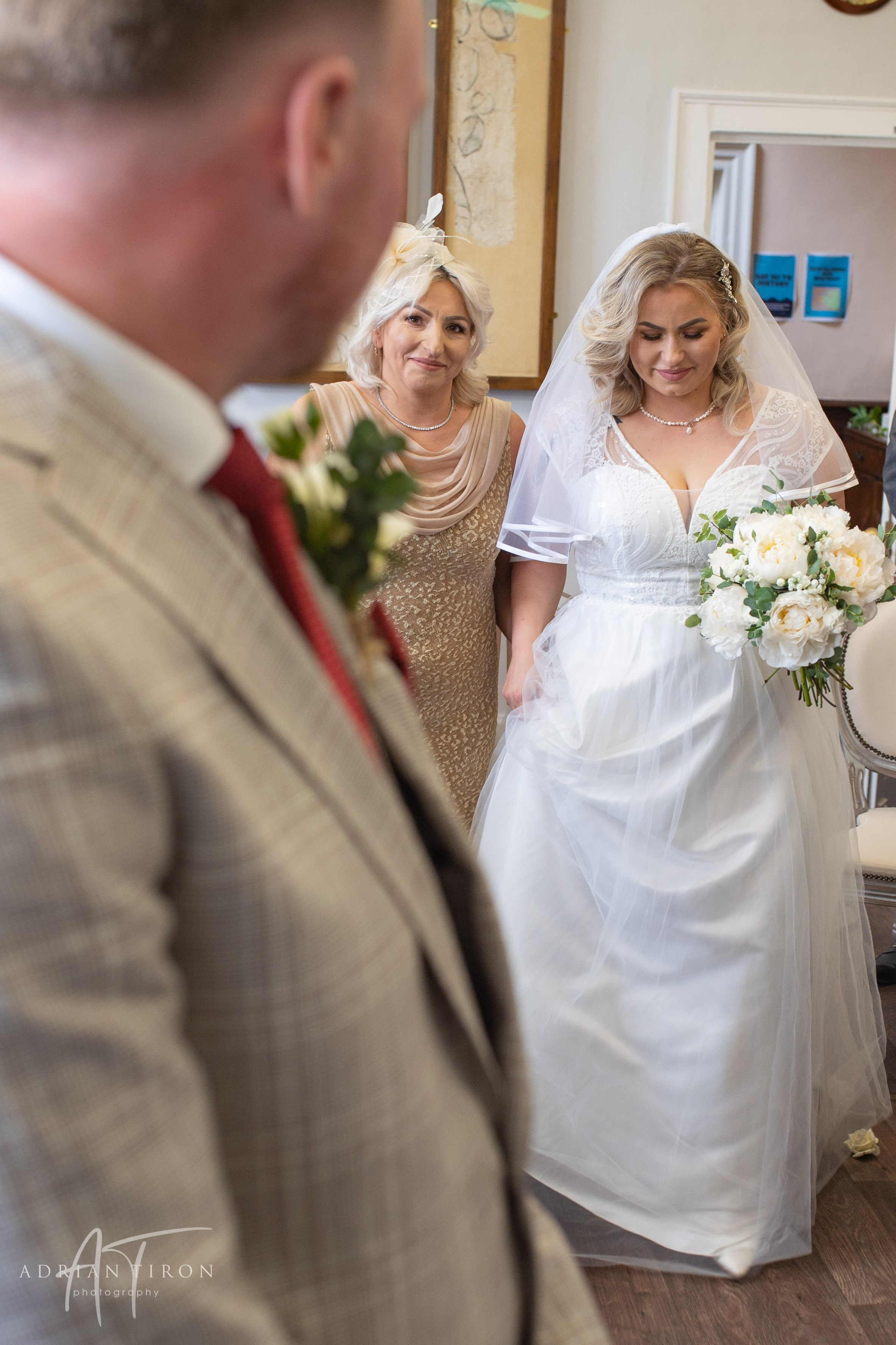 Ecaterina & Jamie’s Wedding at Priory House, Dunstable | Adrian Tiron Photography