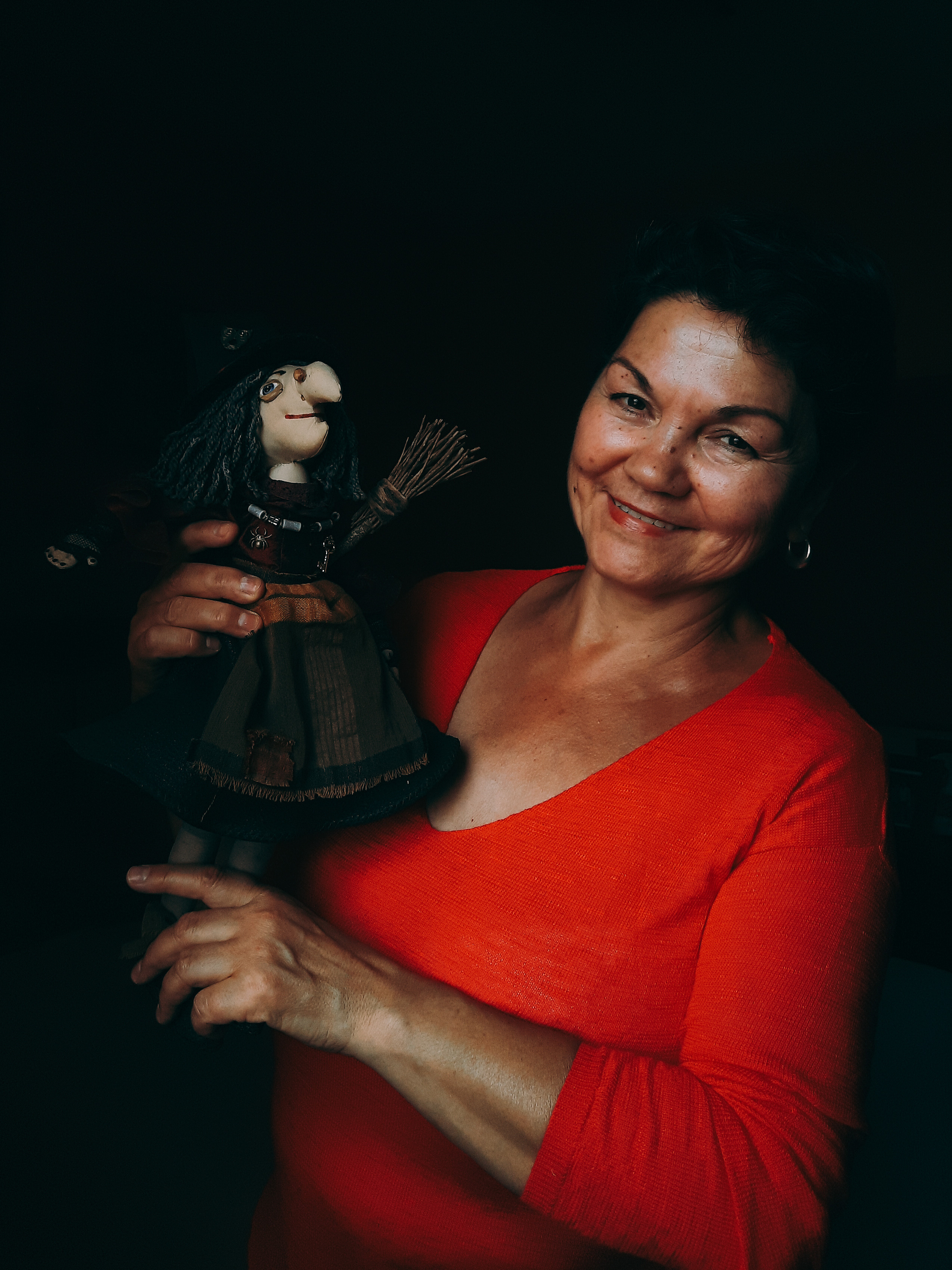 Albina — Seville, Spain — Online Photo Shoot. Creative Family, Brand, Boudoir and Wedding Photographer in Solihull & Birmingham Irina Zoteeva