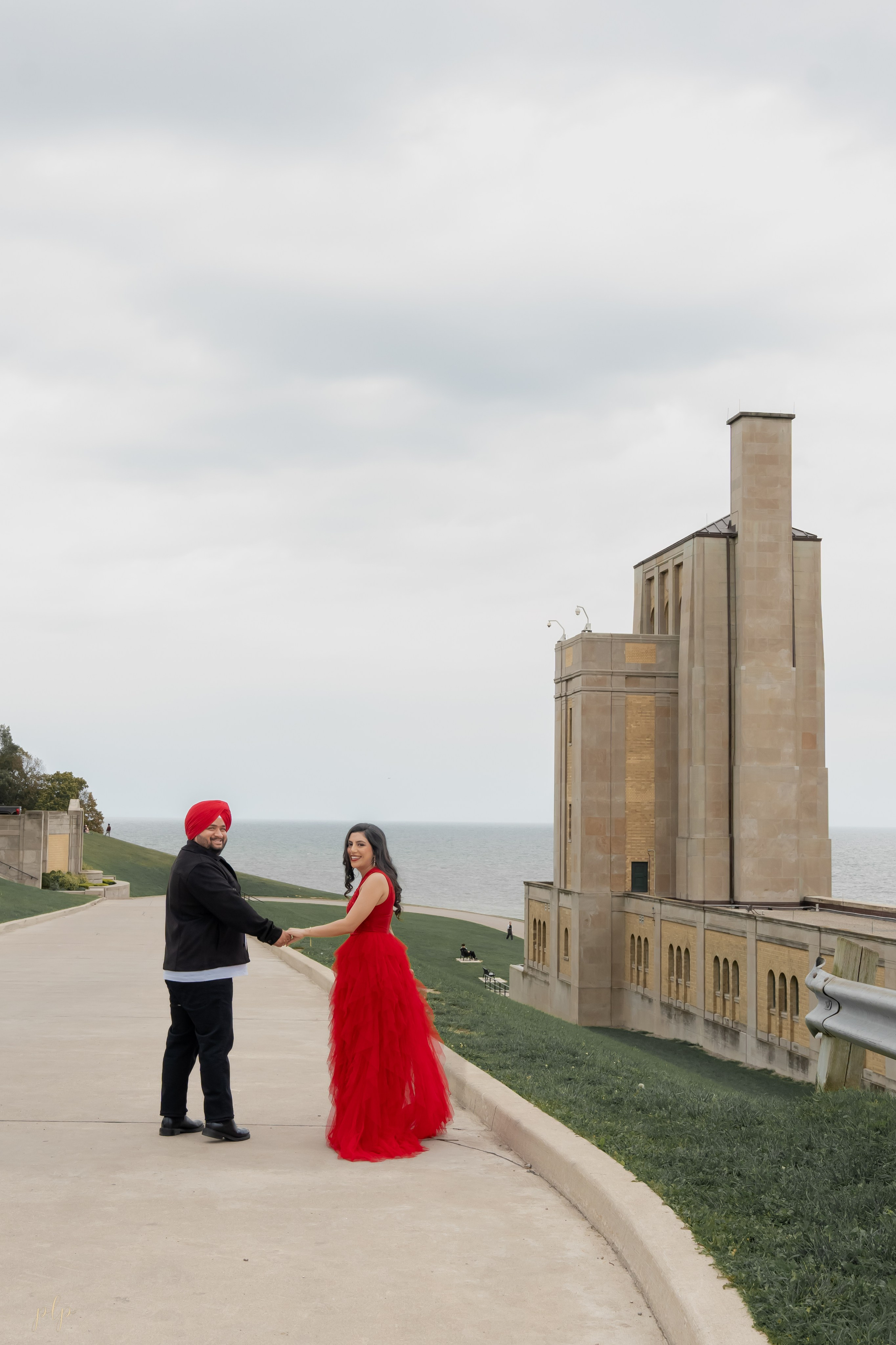 Jaskarandeep & Simi. Wedding Photographers and Filmmakers