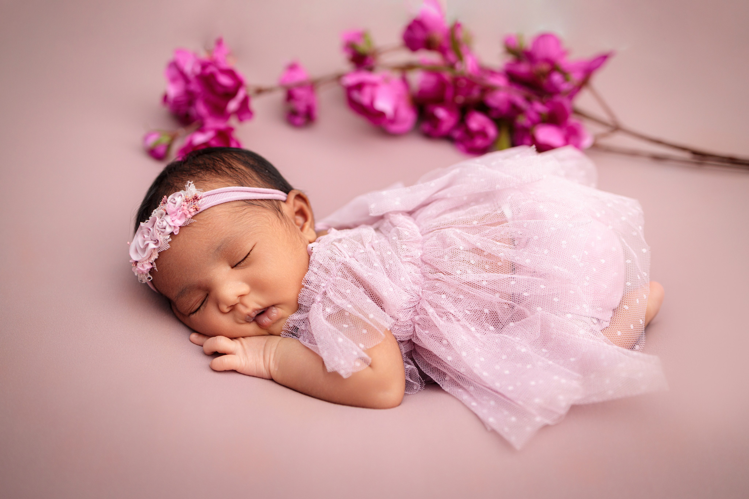 Newborn. Anaeliseevaphoto.com