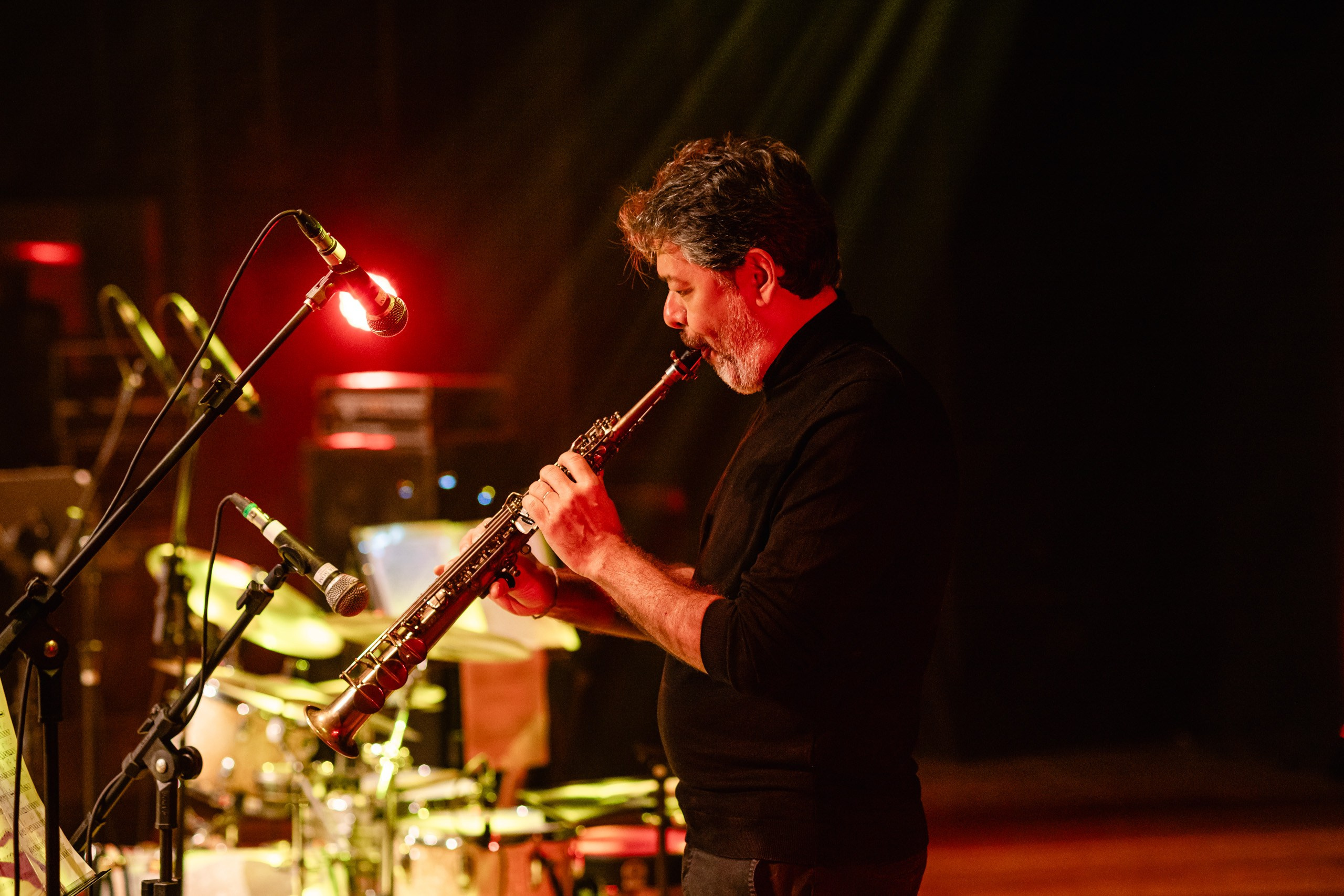 Show da cantora Leila Pinheira no Teatro Municipal de Itajaí