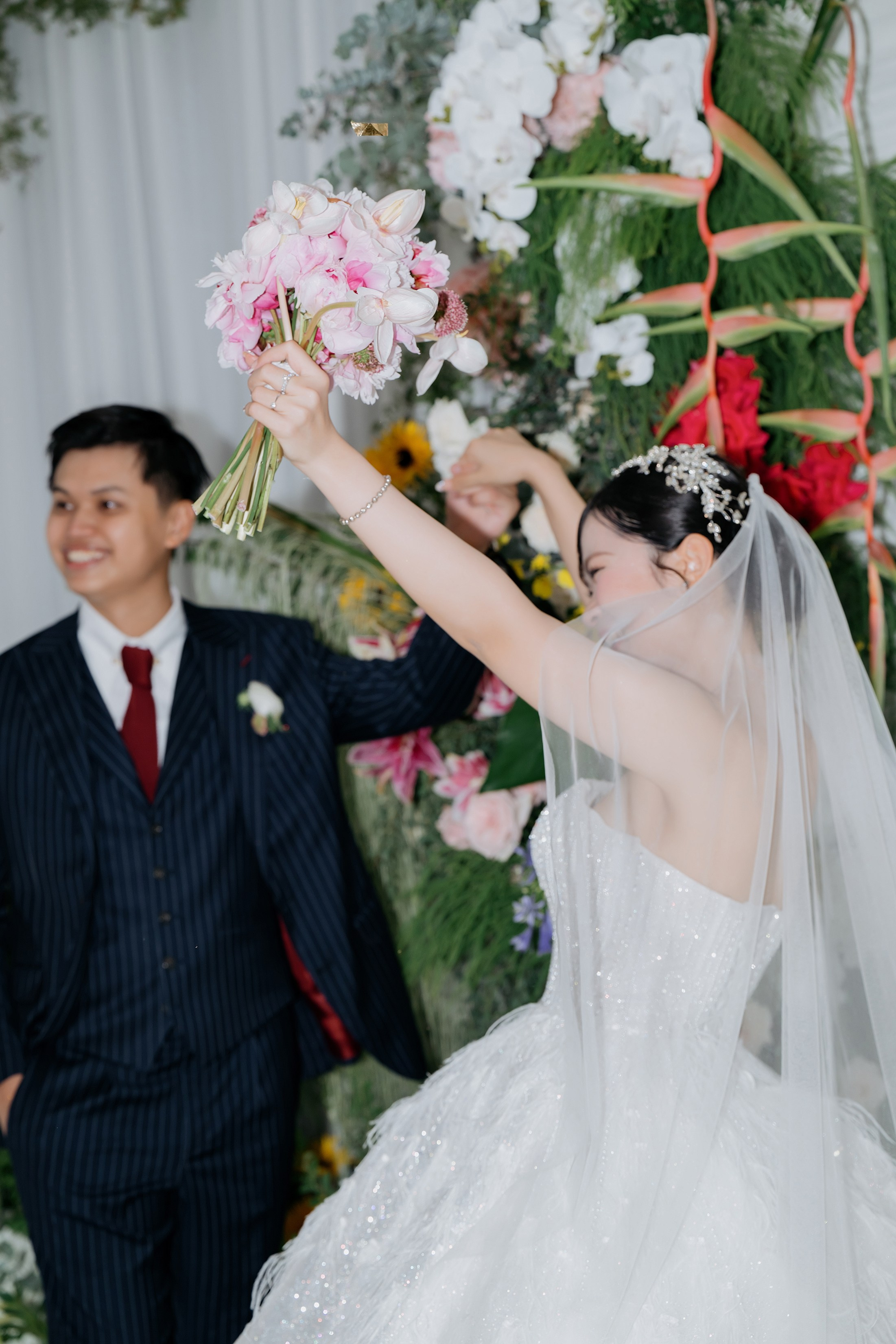 TOAN & VY / Wedding Journalism. Saigon Wedding Present | Art Beyond Moments