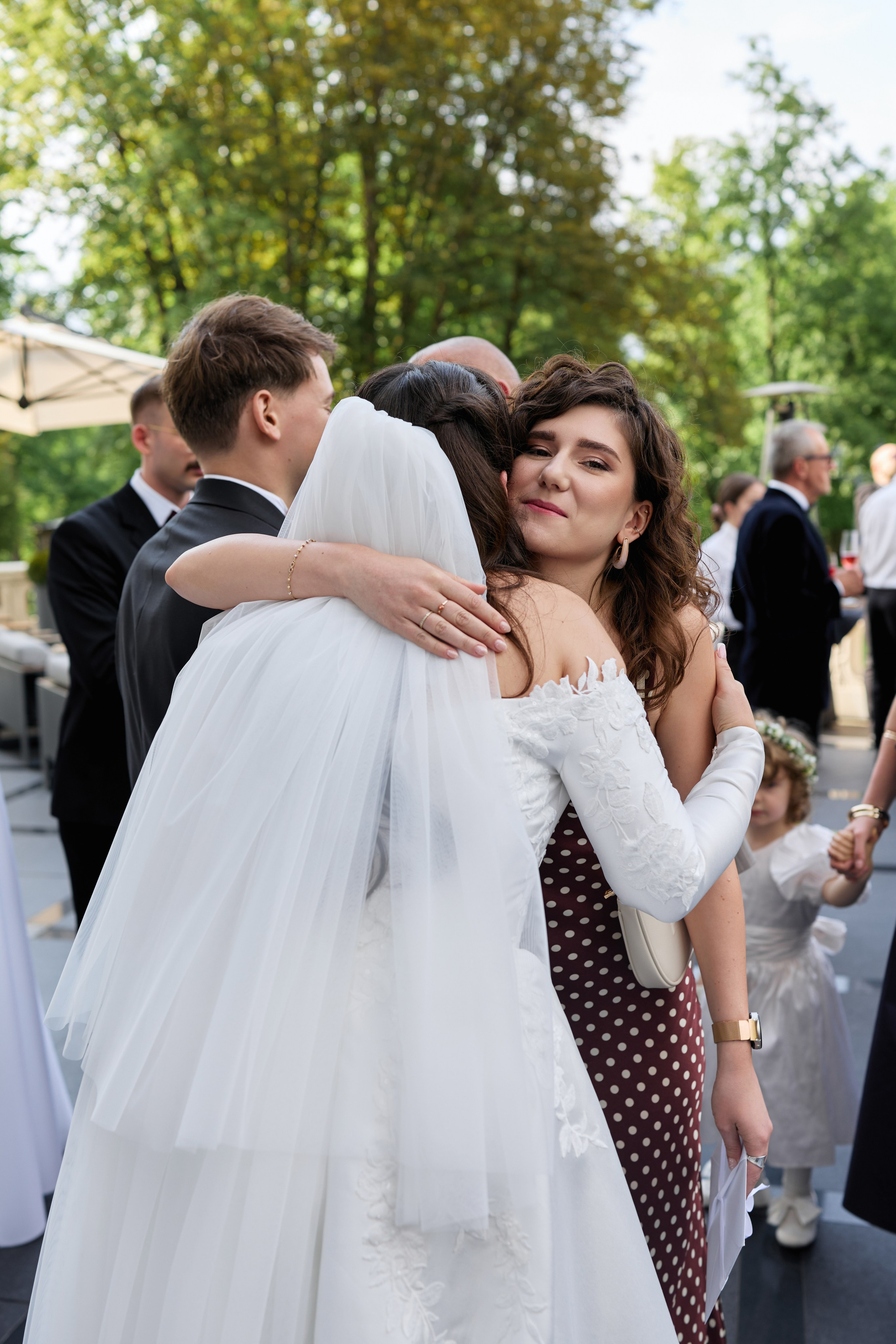 Wiktoria & Kacper. Pałac Goetz. Fotograf ślubny i rodzinny w Krakowie Yana Klymova