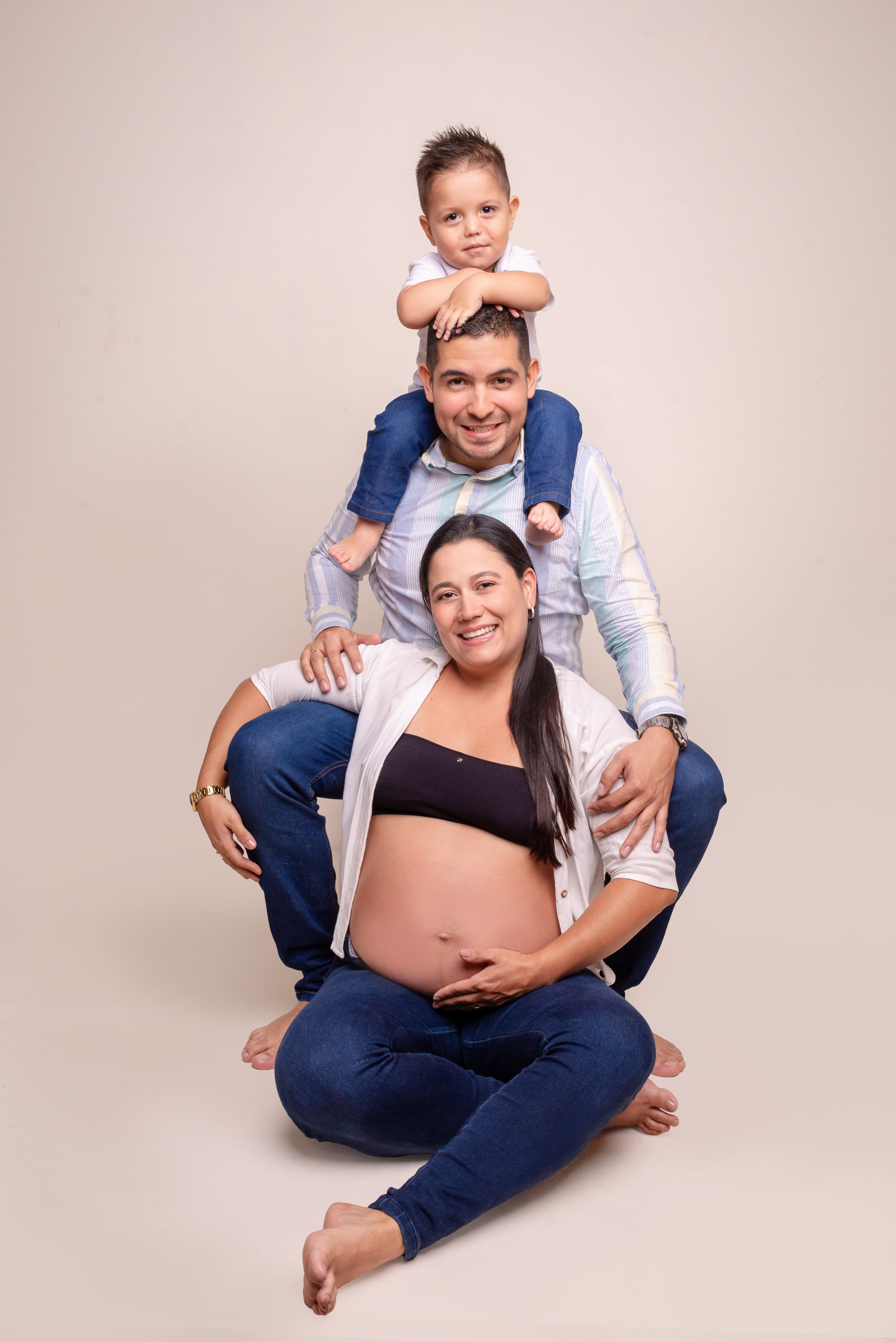 Fotos de estudio con Familias!. Www.dresalgadophoto.com