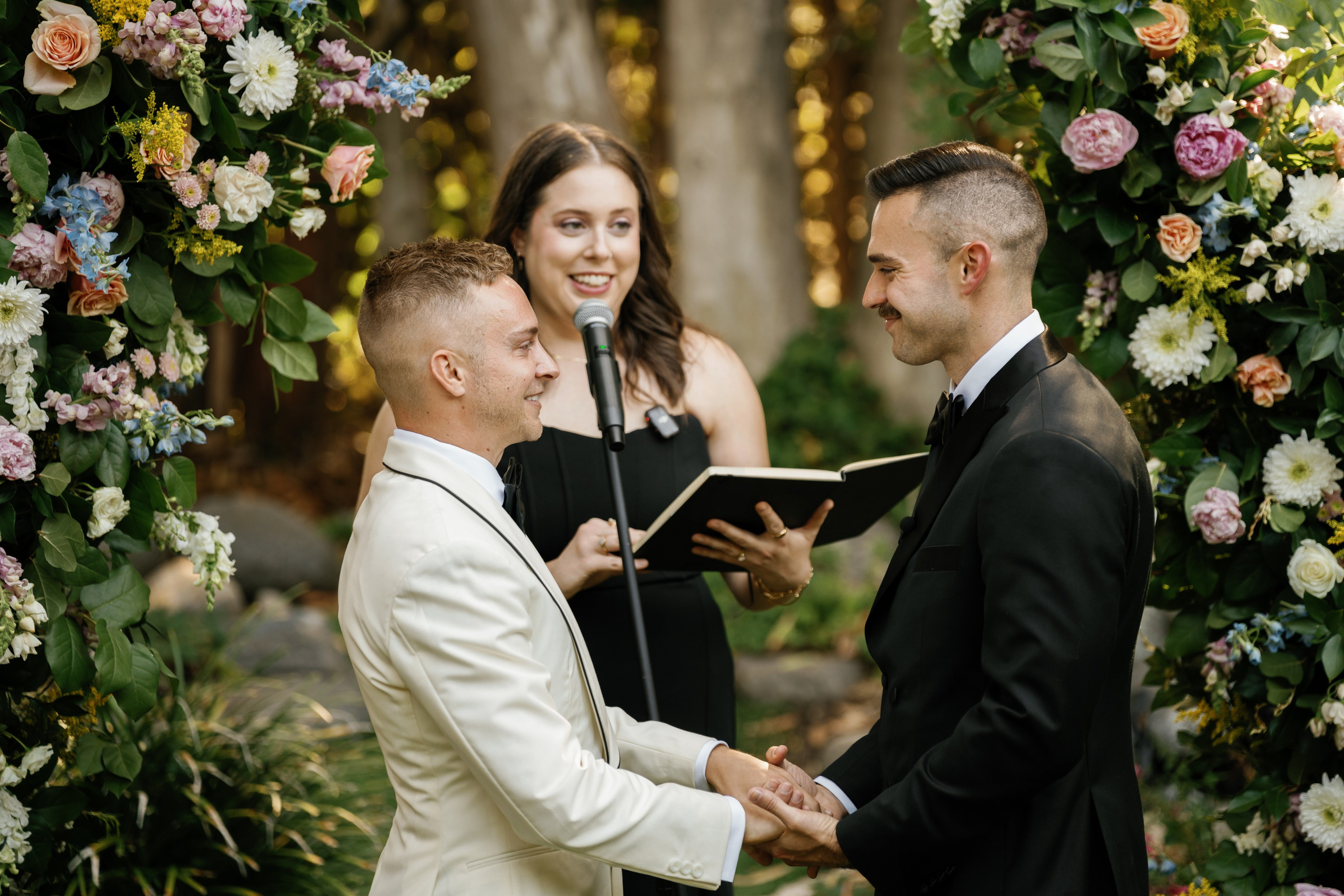 LGBT wedding photographer in California. Wedding Photography & Videography Team in California, Los Angeles, San Francisco, San Diego and Travel