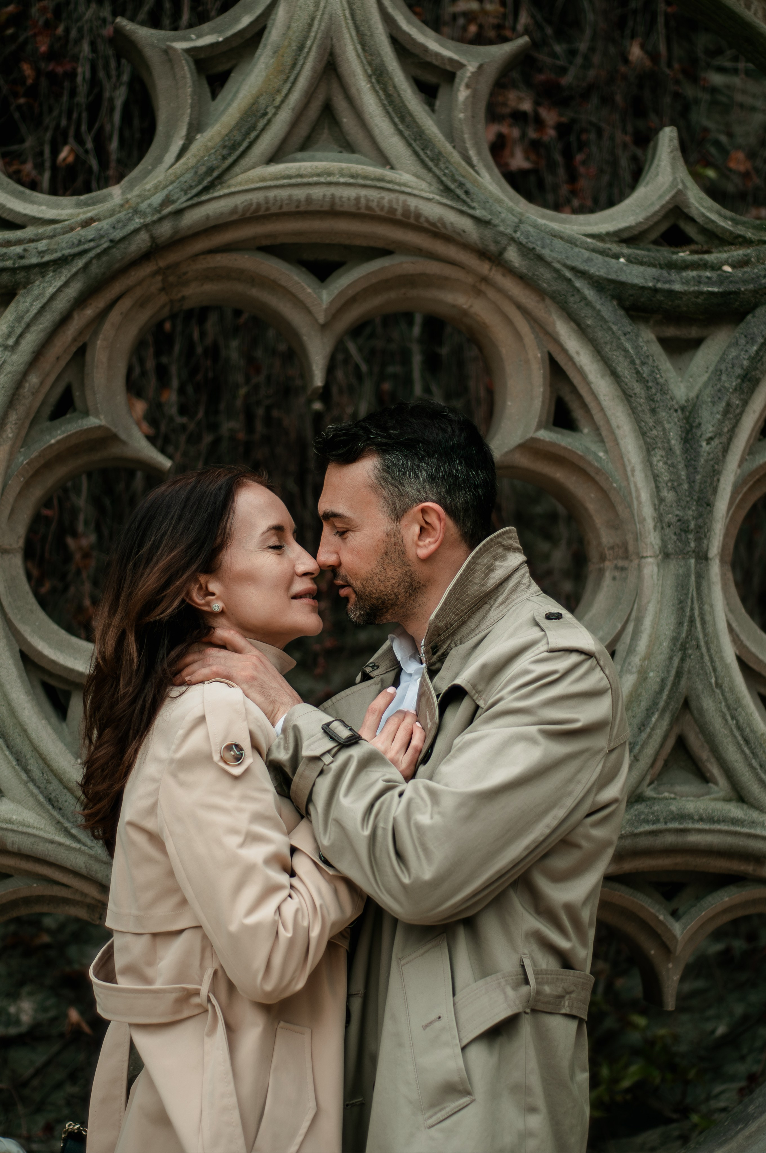 Street couple photoshoot. Paris photographer — Polina Osipova