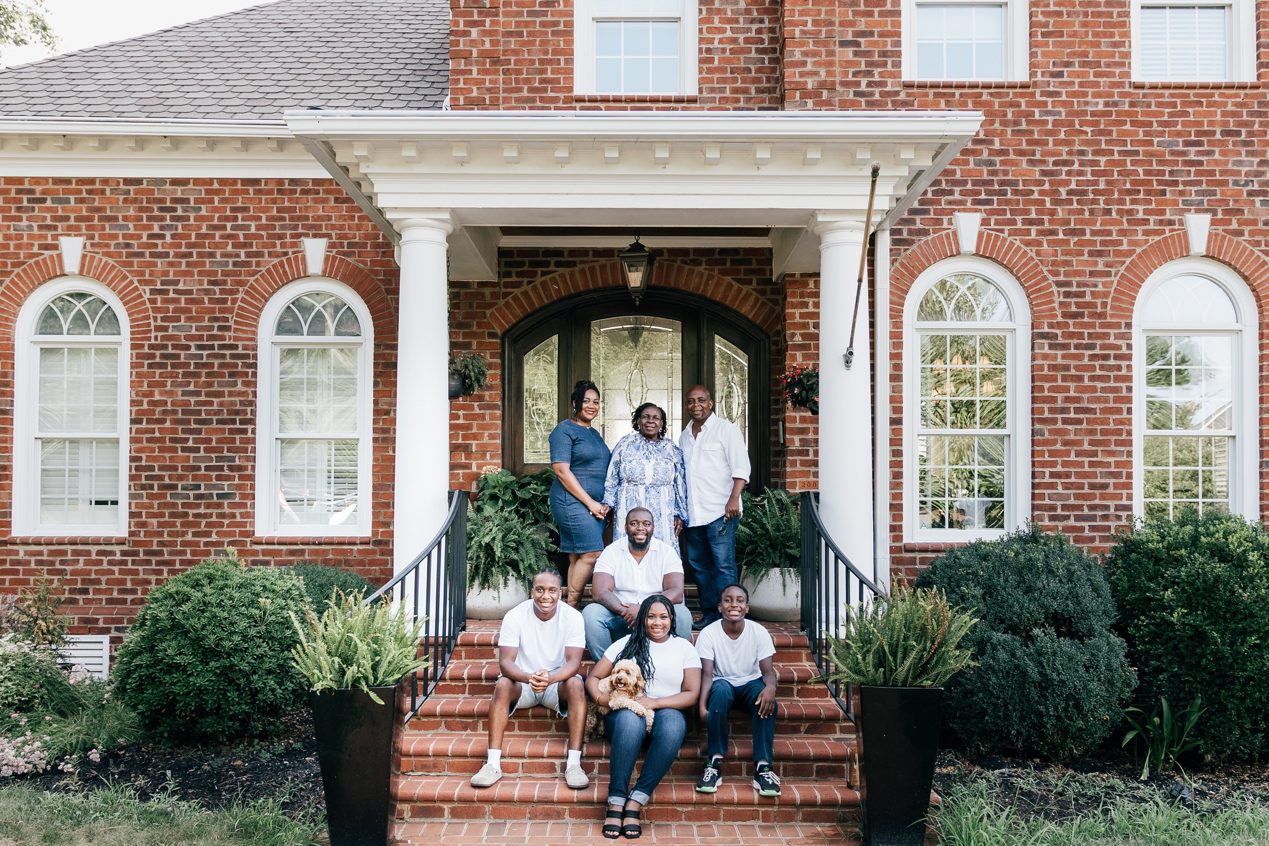 Mutotis Meeting. Sara Eulalia | Virginia Photographer