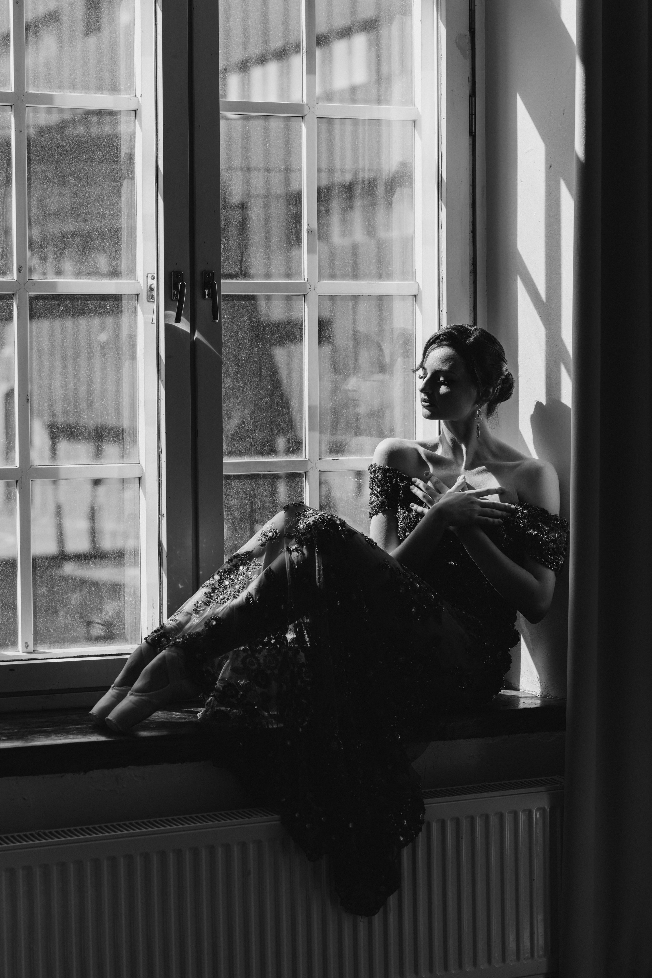 Riikka Couture, Riikka Ikäheimo, Violetta Keller, Portrait, Dancer. Wedding and potrait photographer in Helsinki Vickan O