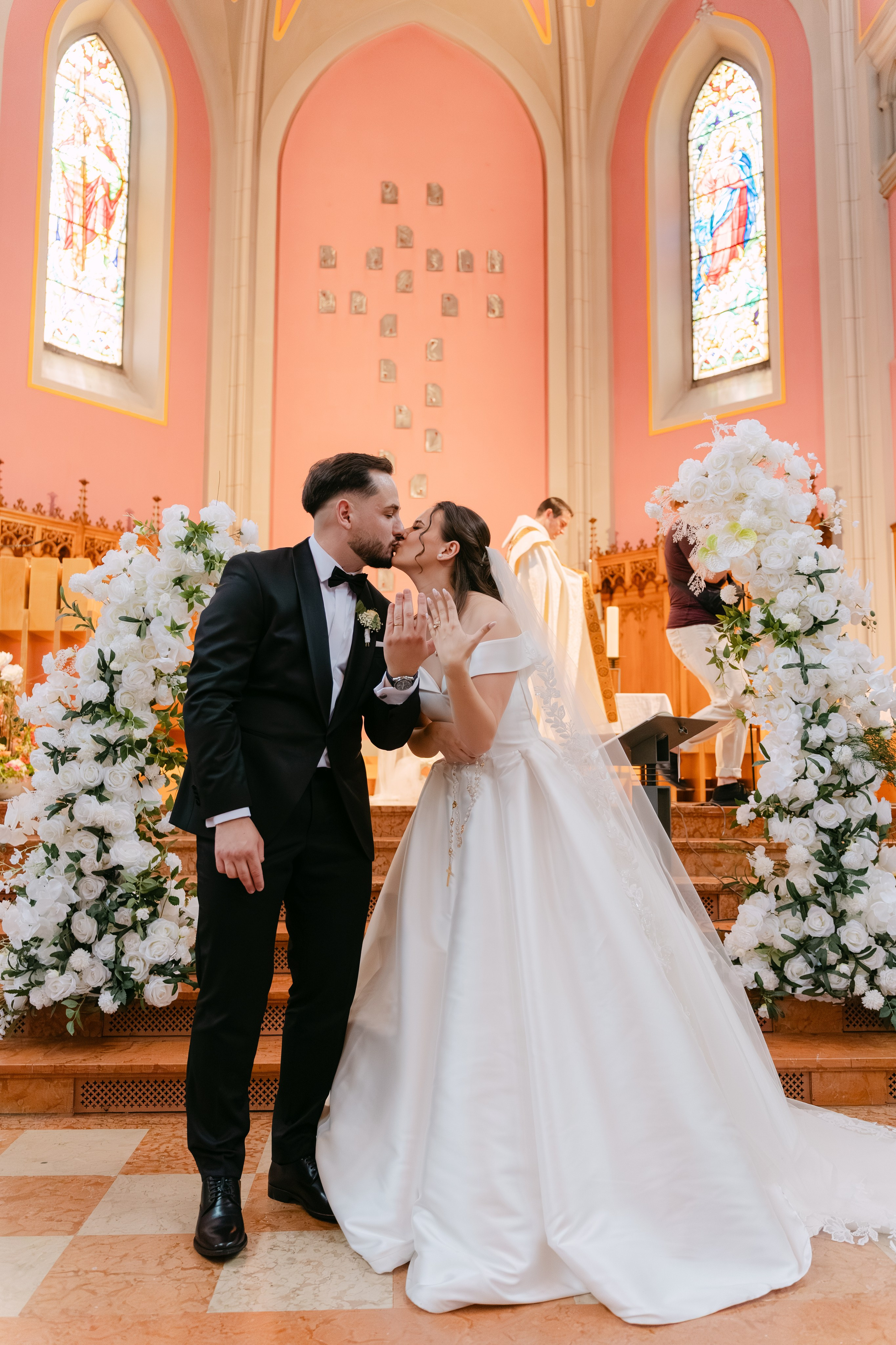 Casamento Isabel & Freskim em La Chaux-de-Fonds e Neuchâtel, Suiça. Fotógrafo de casamentos e destination wedding no Porto, Portugal — Davi Valente | Lisboa, Douro, Roma e Lago de Como