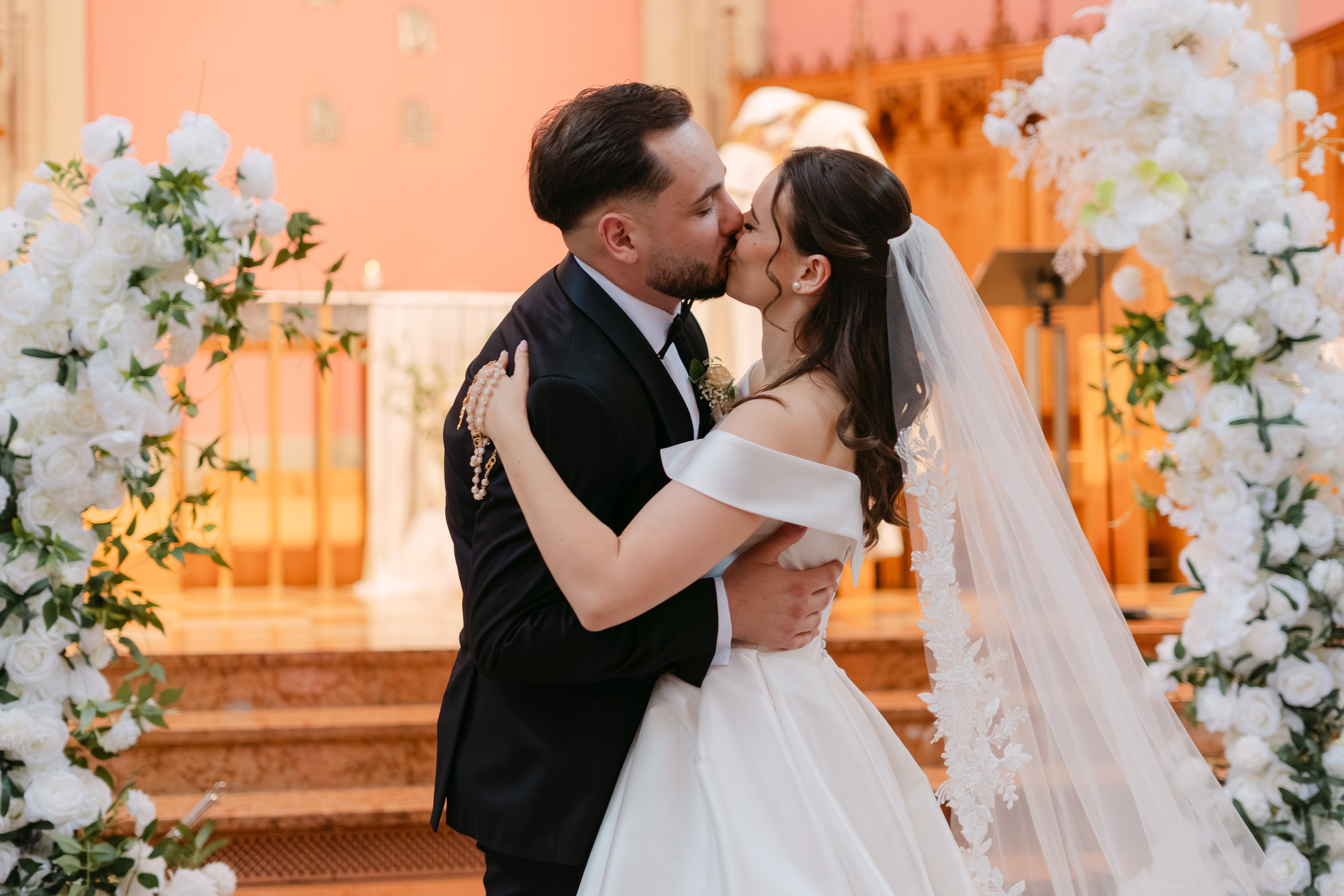 Casamento Isabel & Freskim em La Chaux-de-Fonds e Neuchâtel, Suiça. Fotógrafo de casamentos e destination wedding no Porto, Portugal — Davi Valente | Lisboa, Douro, Roma e Lago de Como