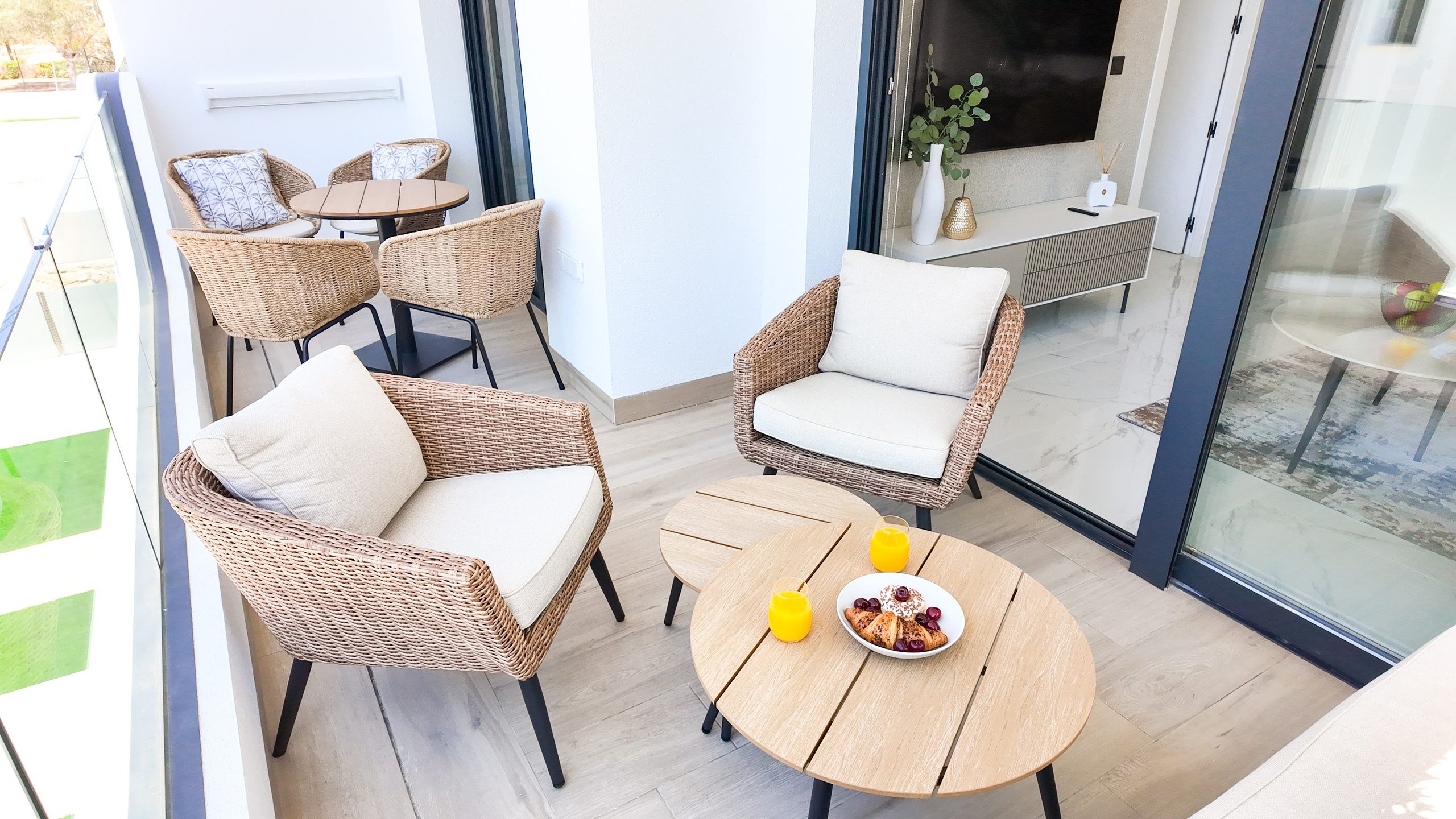 PALMVIEW I&M GROUP. Baby Beast