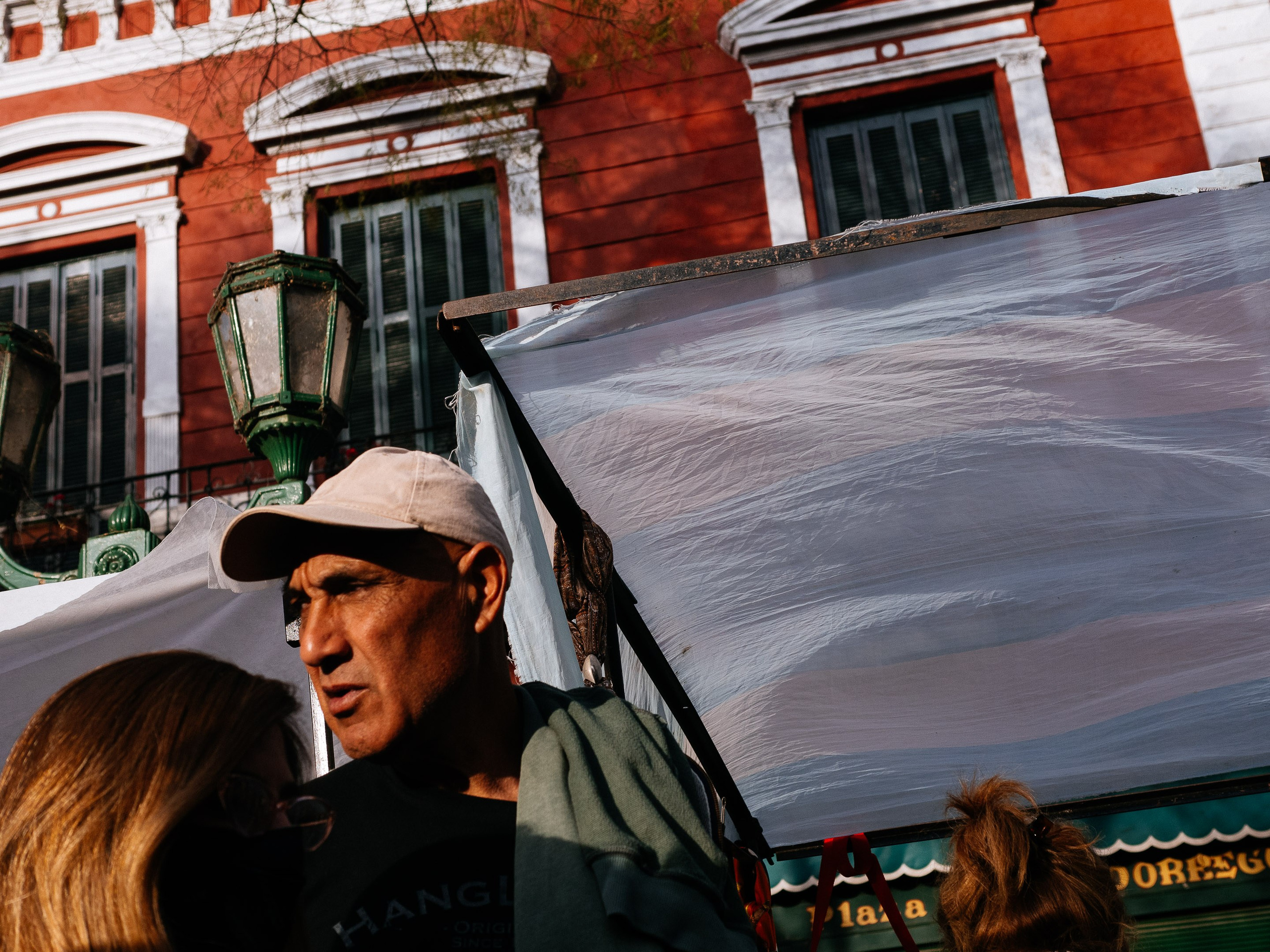 San Telmo neighborhood, City of Buenos Aires, Argentina. Federico Borobio, street and documentary photography.