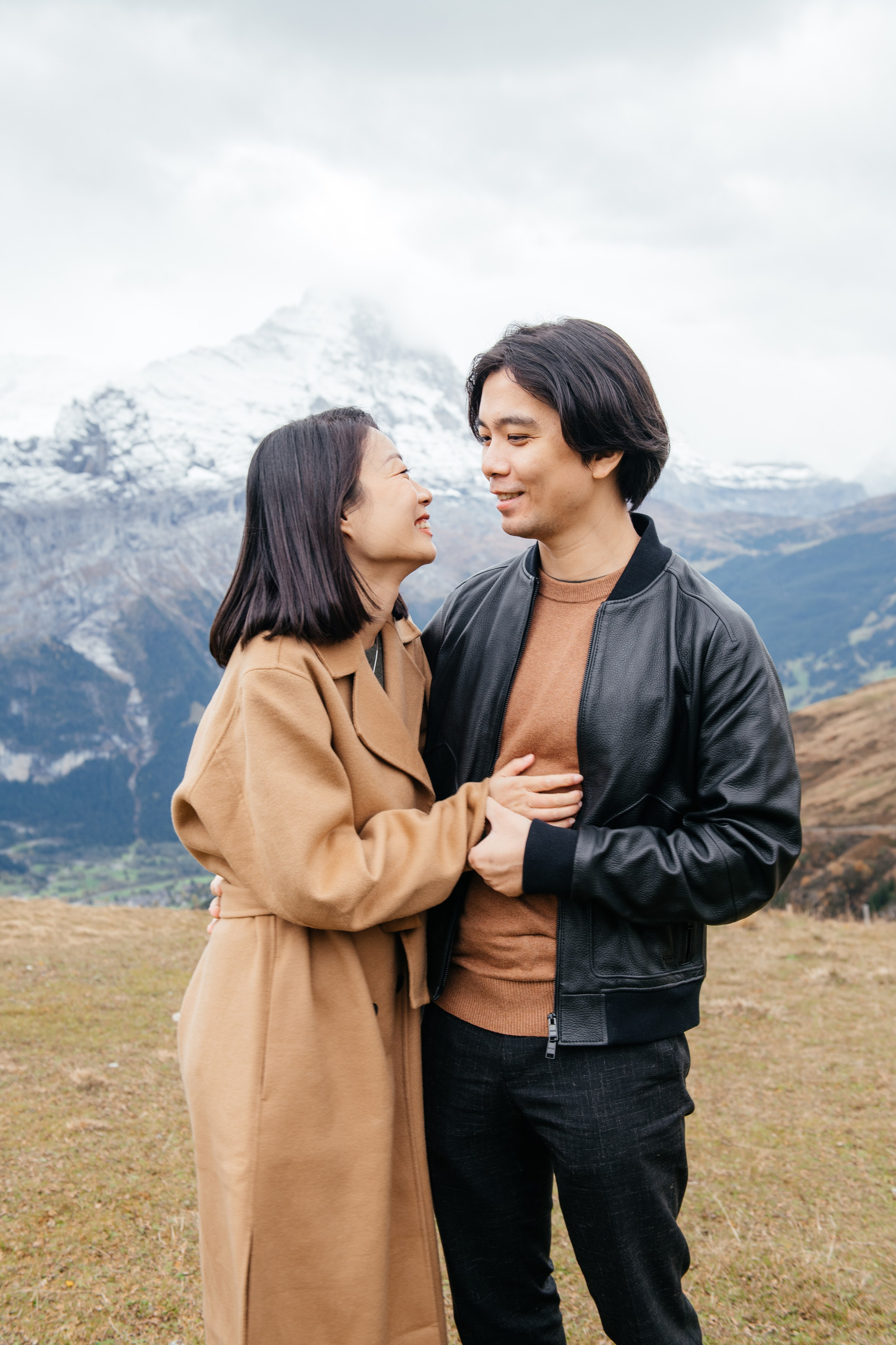 Kaiwen & Xiaoming Grindelwald, Switzerland. I am Elena Altendorfer. Wedding photographer in Zurich and Switzerland