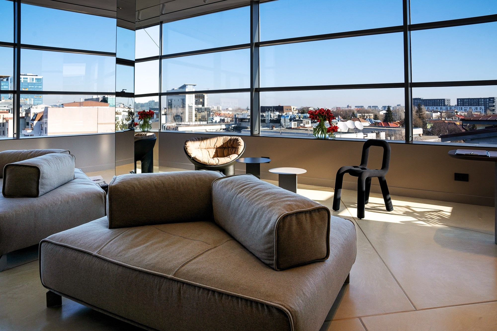 Fotografie Imobiliară Profesională | Birouri & Spații. Fotograf Corporate Business