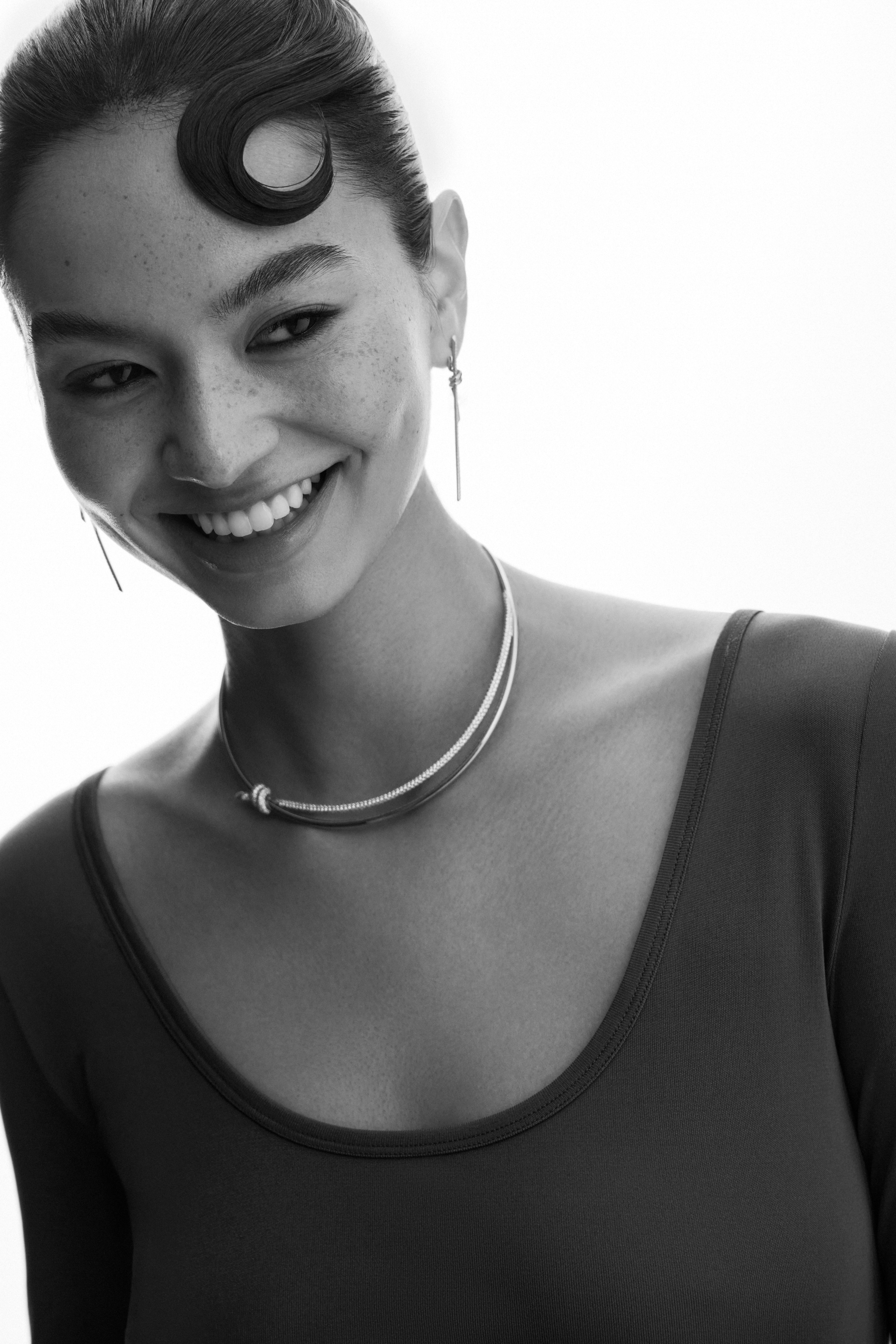 Beauty, Fashion and Editorial Retoucher