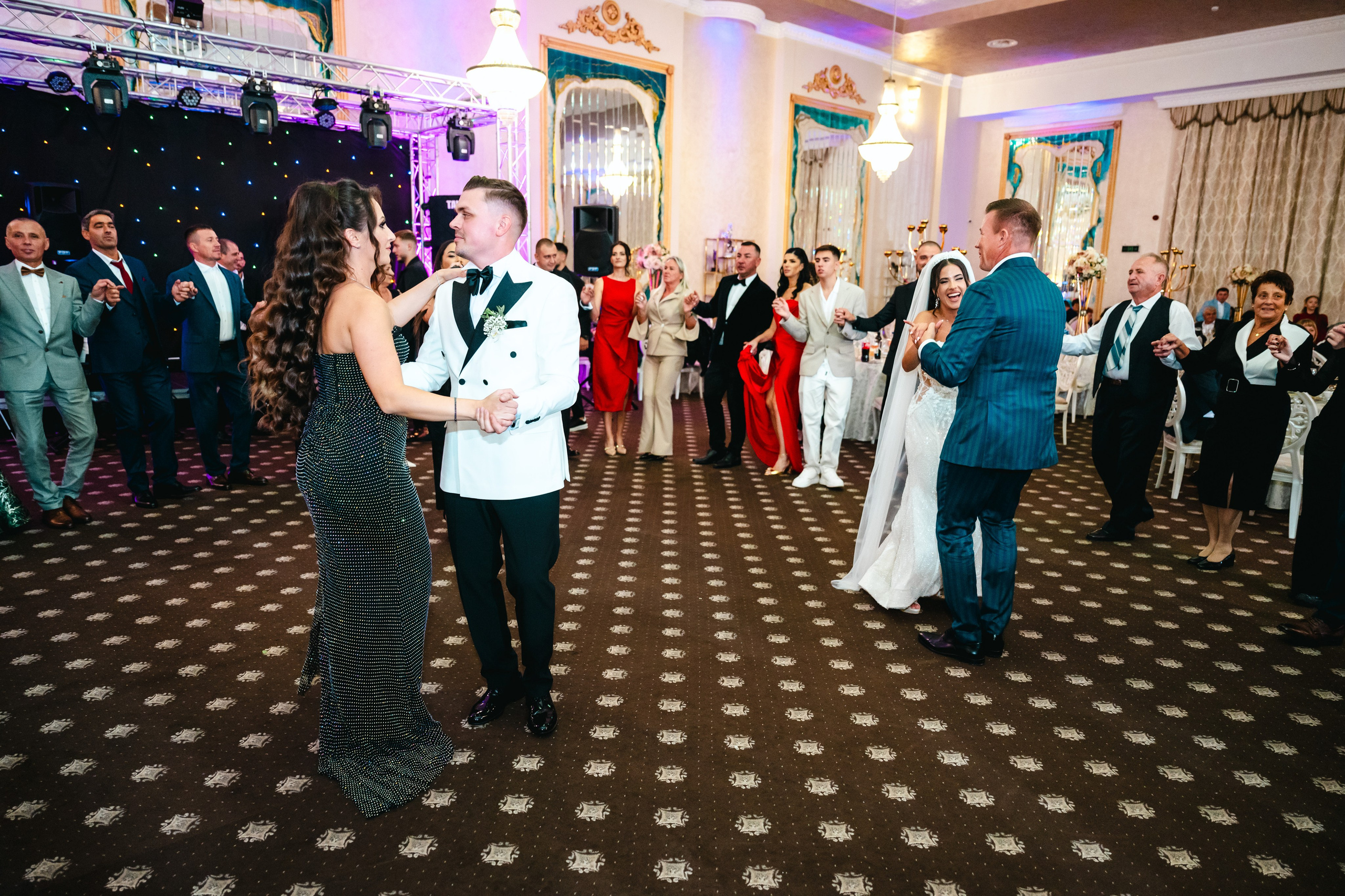 Ana Maria & Robert 💙 Nuntă. DP Events — echipă foto-video din București, capturăm emoții și transformăm momentele în amintiri autentice