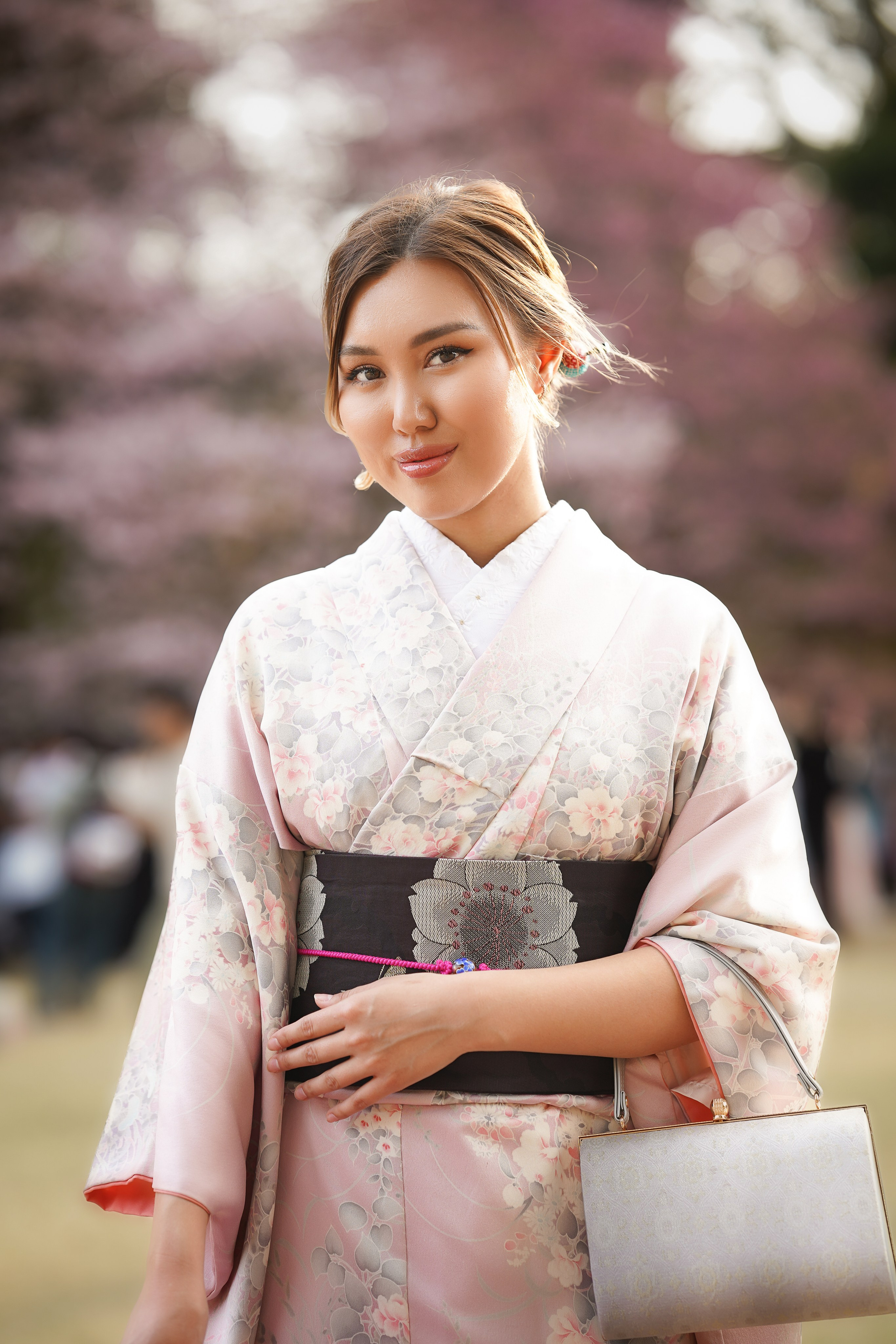 Ayjan. Фотограф в Токио Япония