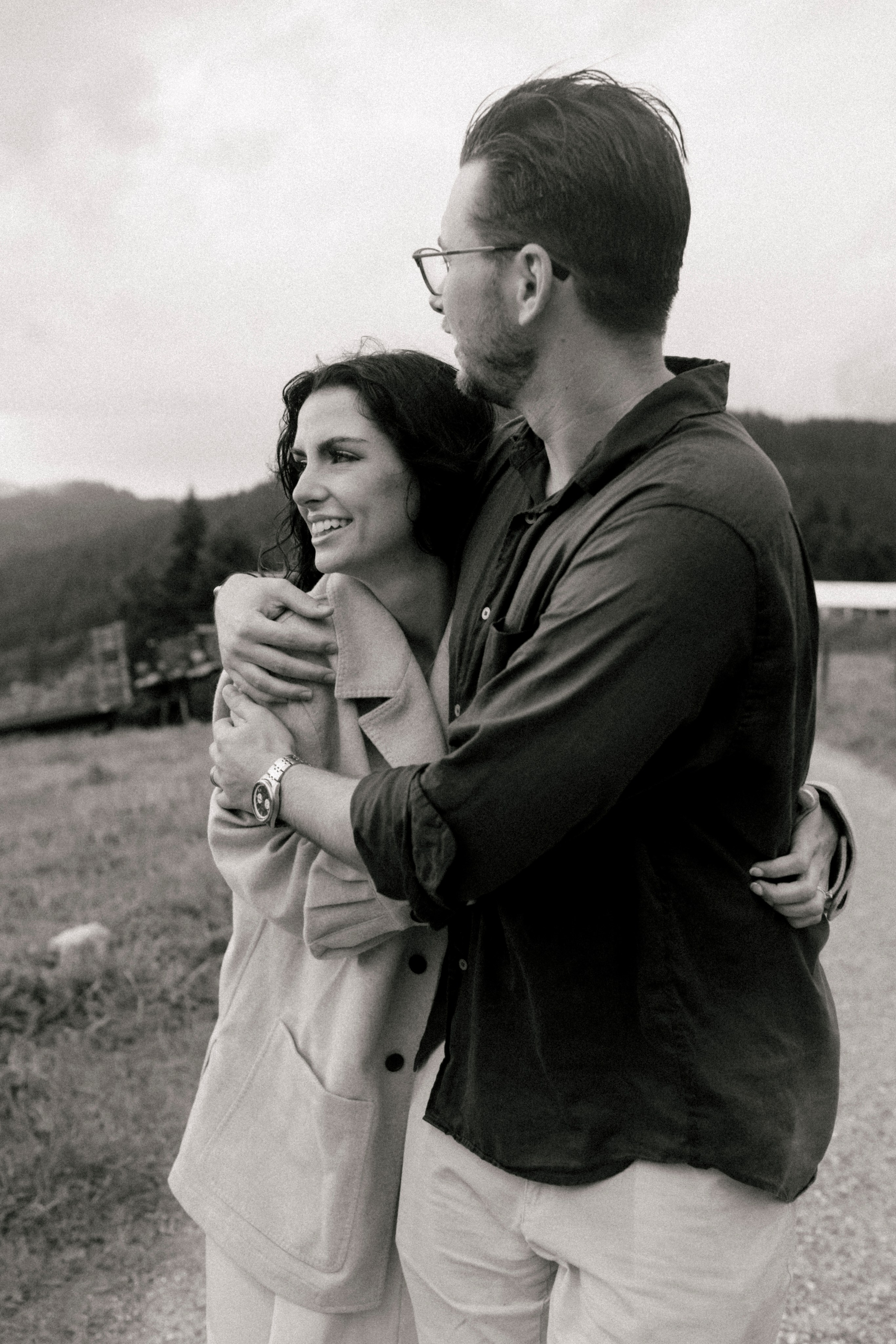 Emily + Casey. Polina Sobol — family & documentary photographer in Bern. Outdoor & urban photo sessions for families, kids and couples