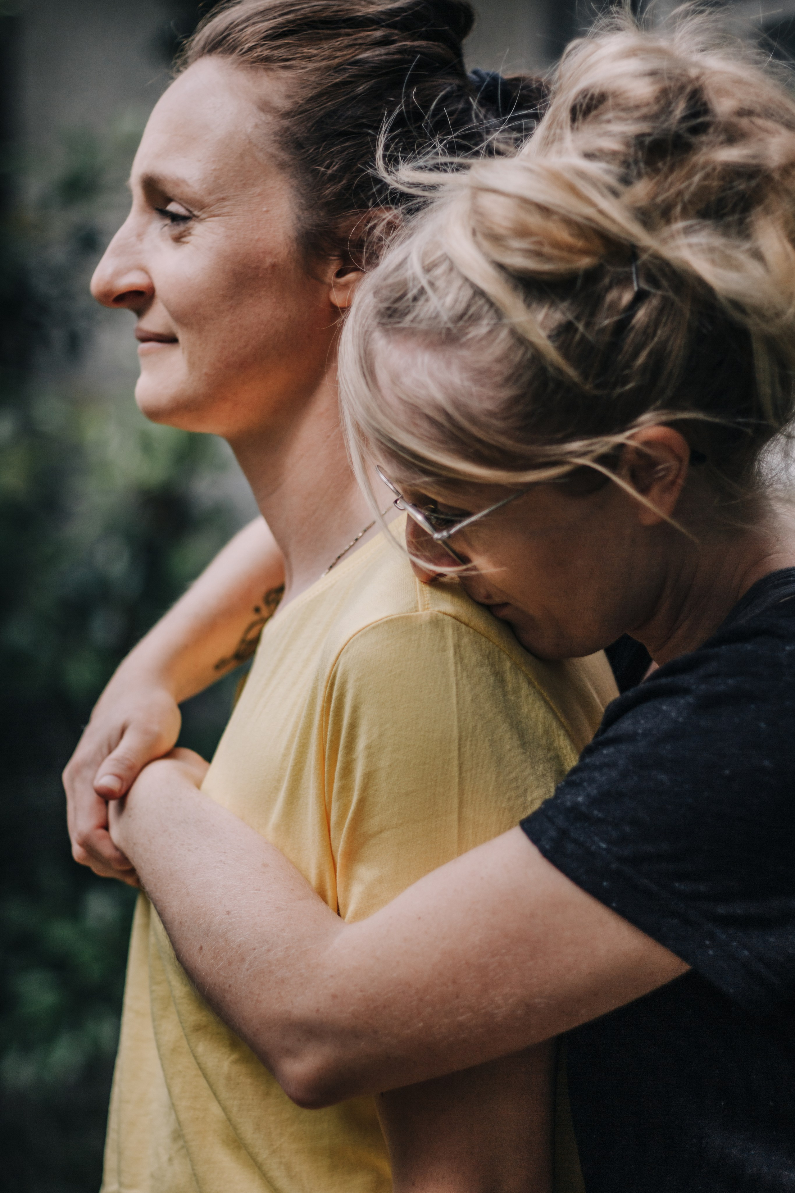 Anais et Tiffany. Photographe professionnelle à Poitiers, Tours et Châtellerault | Studio photo entre Poitiers et Tours – portraits, familles, entreprises, ma