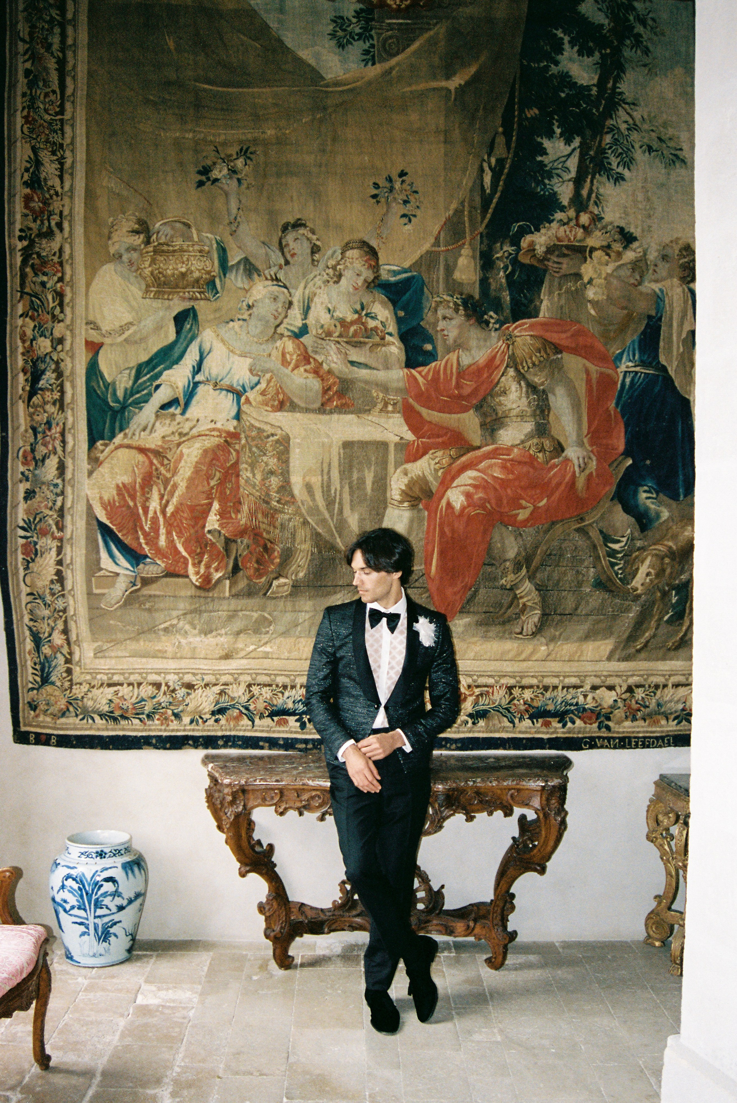 A luxury wedding at Chateau de Villette, just 40 minutes from Paris, captured entirely on film photography