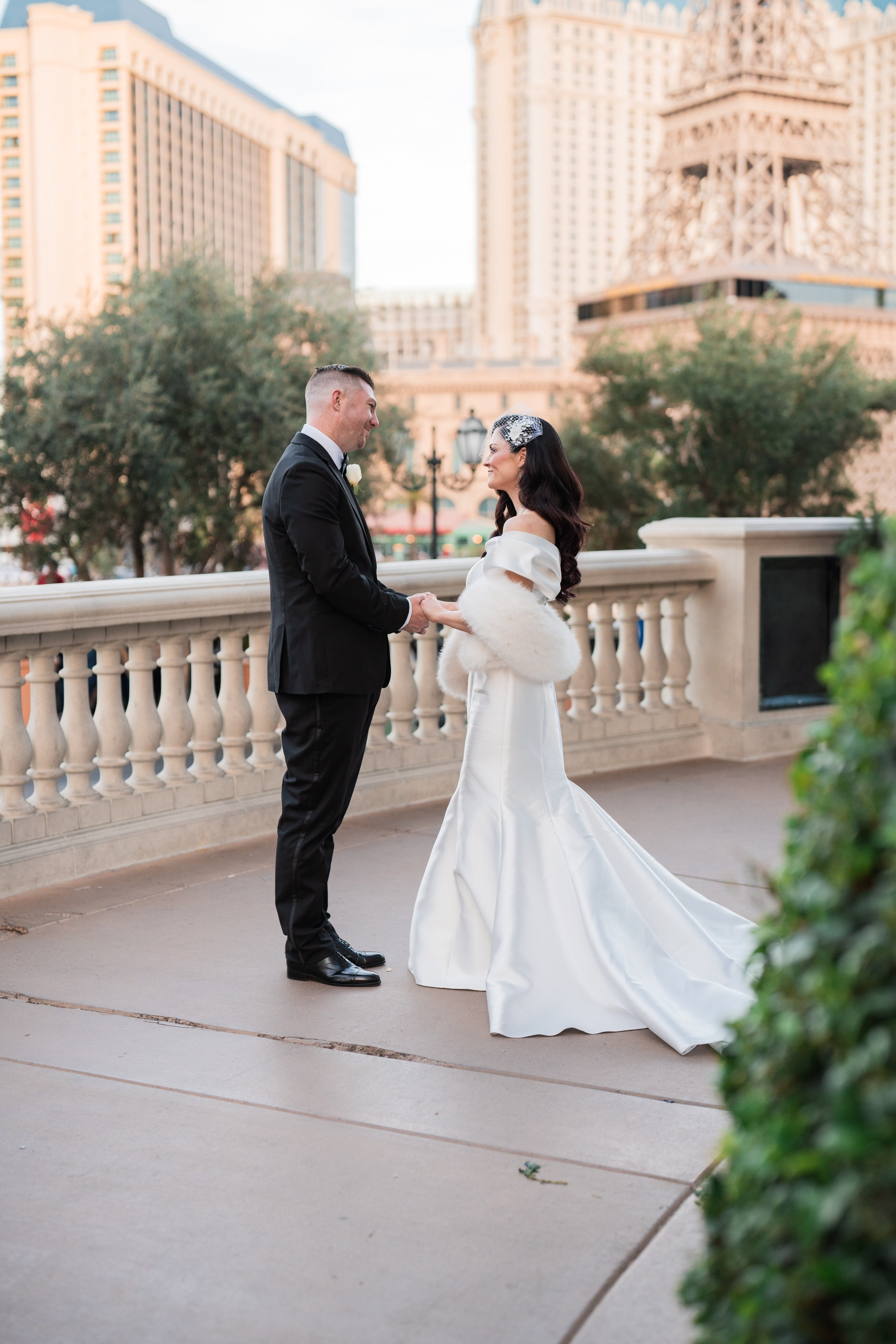 Meghan&Nick. Wedding & elopement photographer Viktoriya Kravtsov. Las Vegas