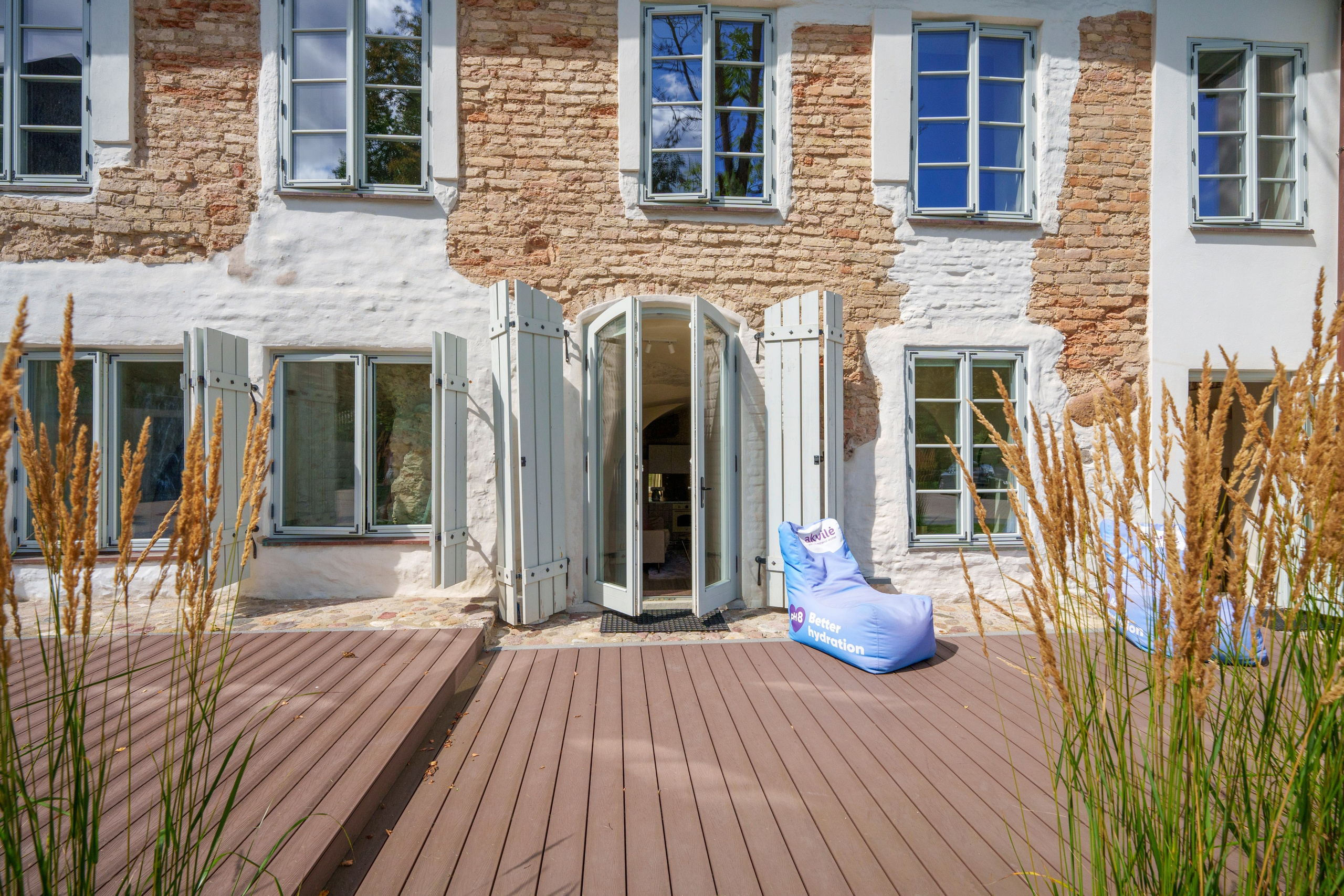 Teatro g. 7 , Vilnius. Elina Sapiega fotografė Vilniuje